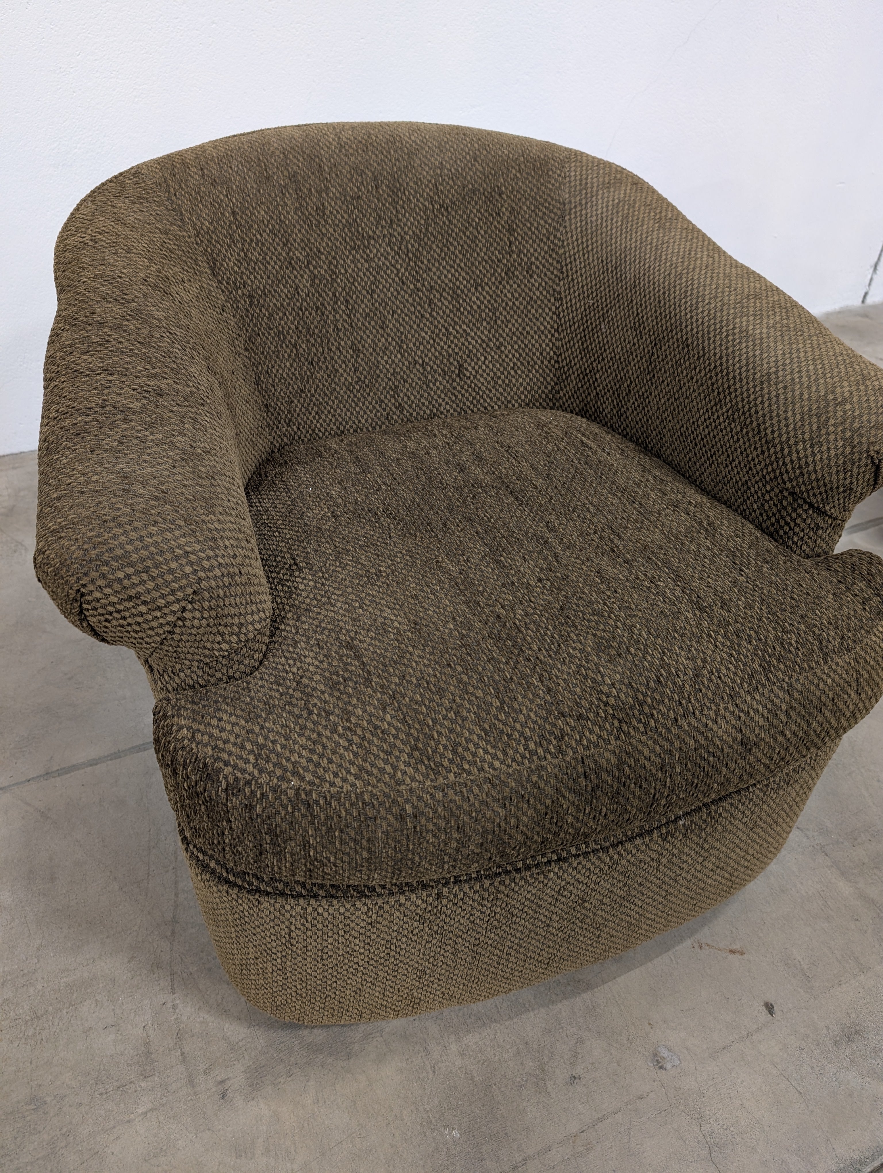 Brown Tweed Rounded Armchair