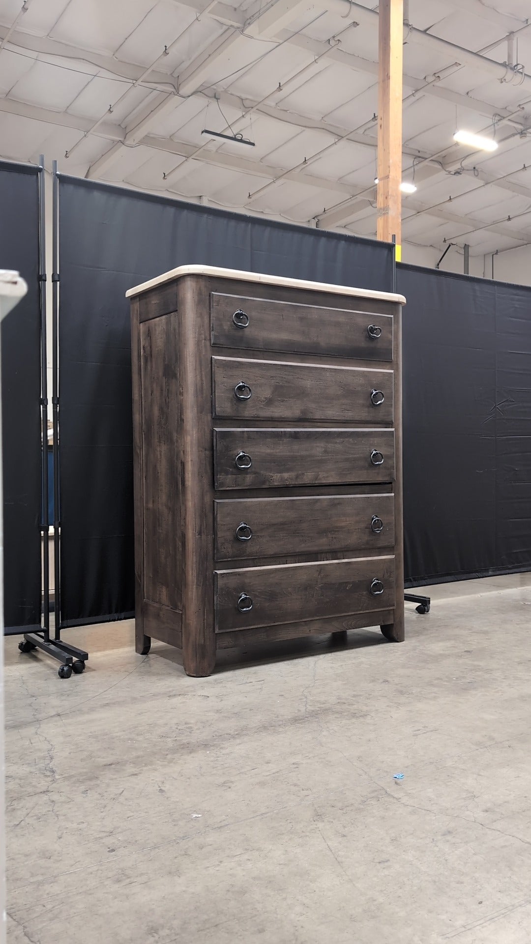 Bassett Furniture Five-Drawer Dark Wood Chest 20150251