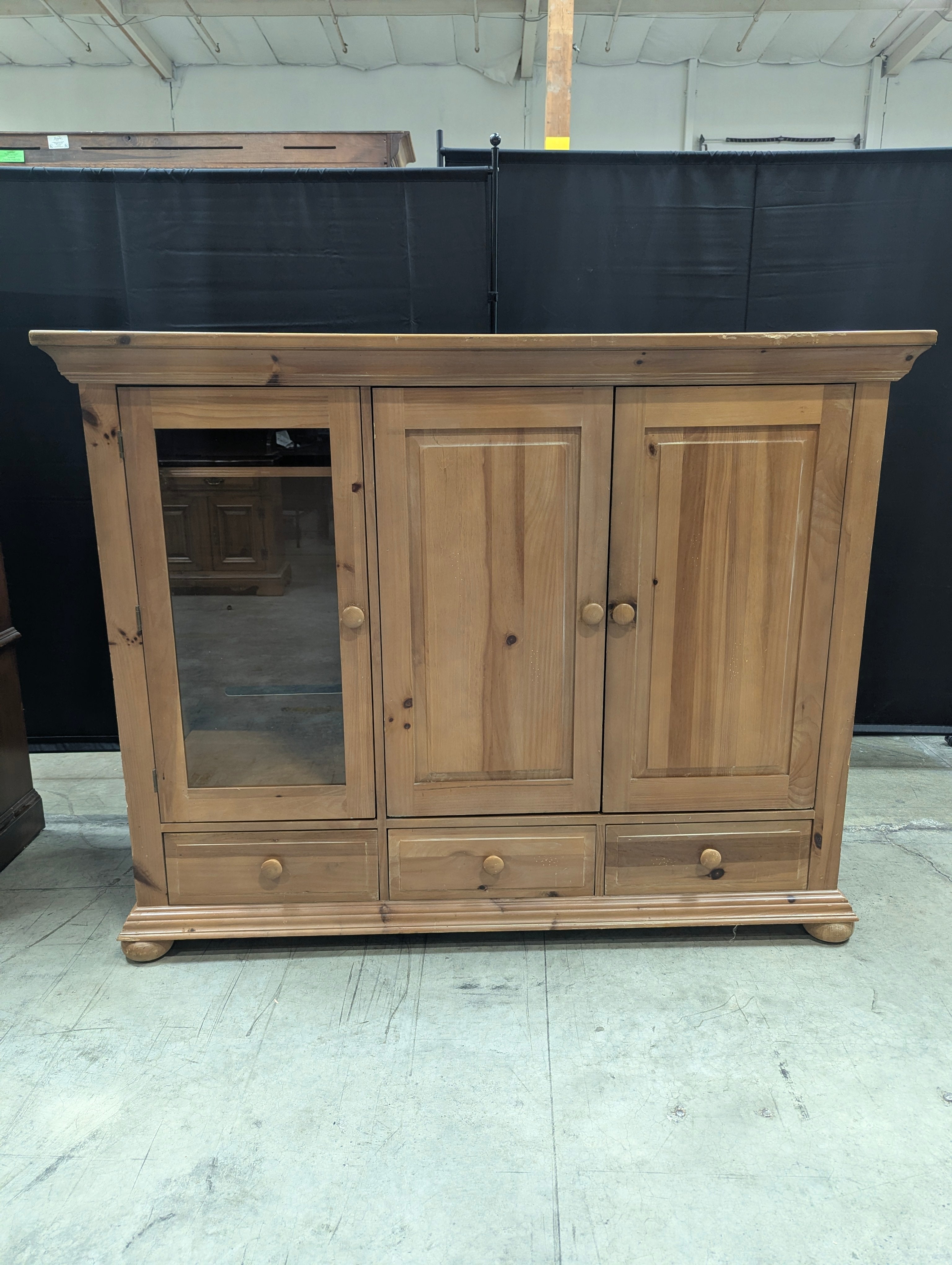 Light Pine Wood Three-Door TV console with Glass Panel