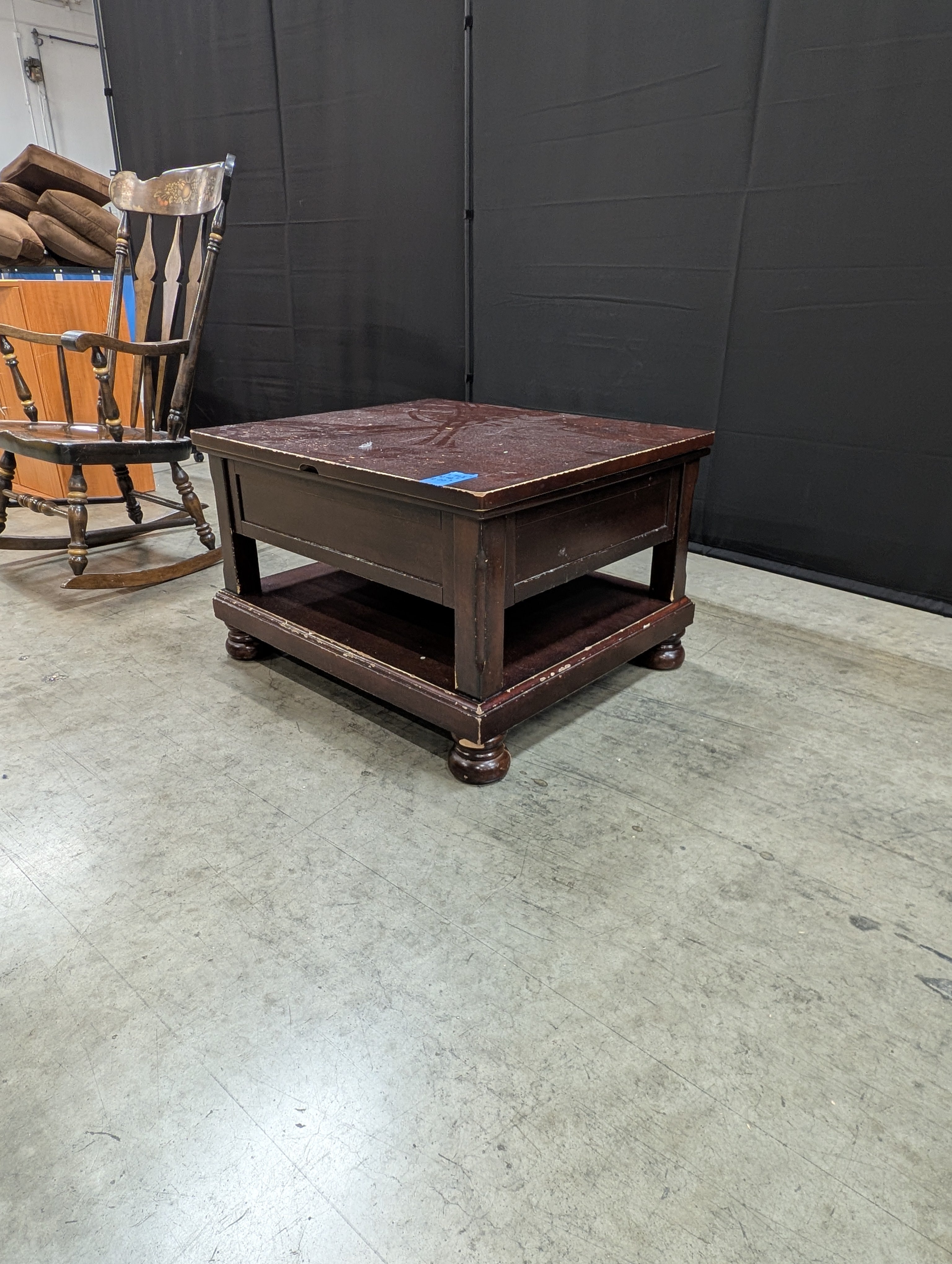 Dark Stained Wood Lift-Top Coffee Table with Storage