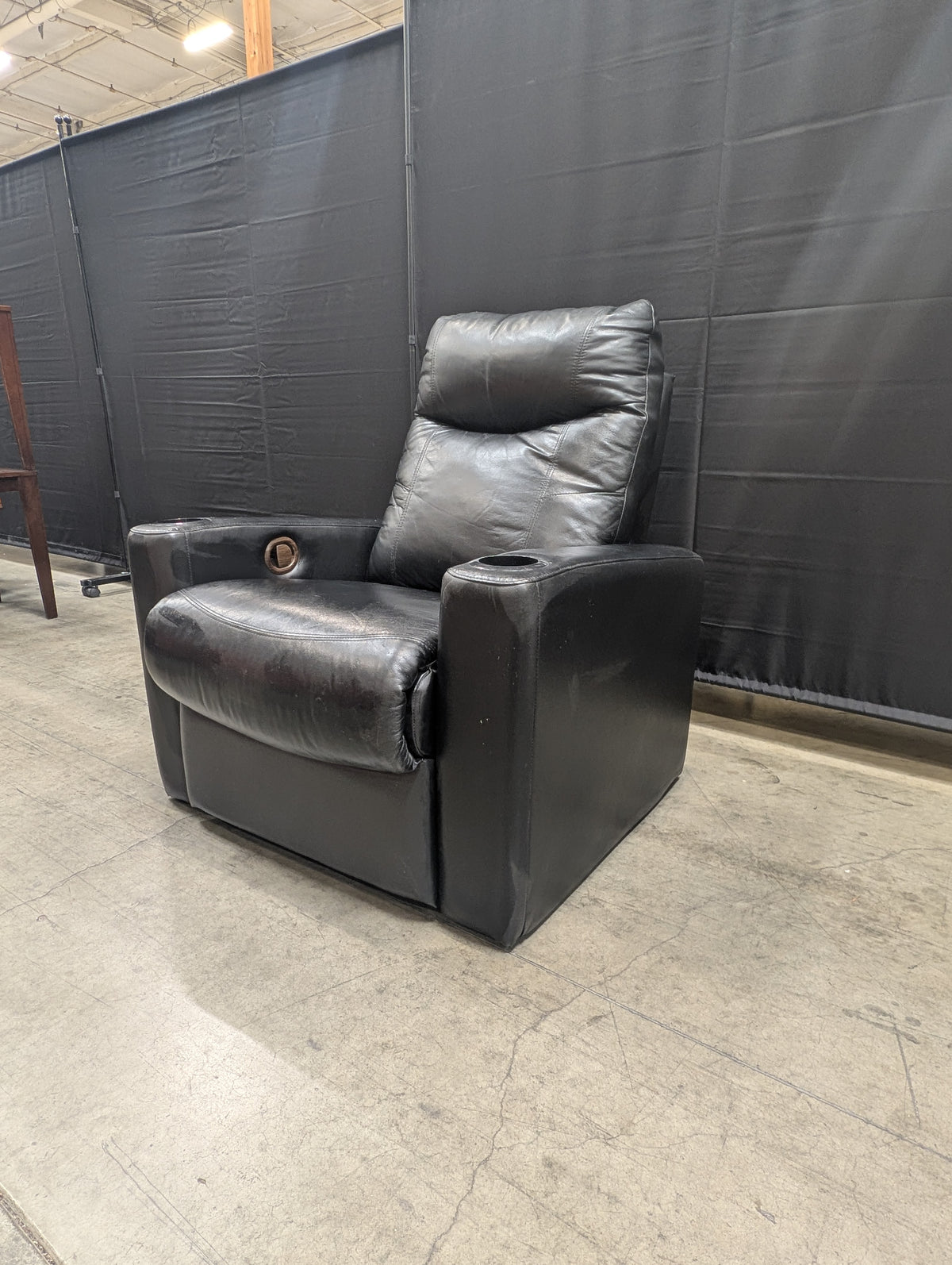 Comfortable Black Leather Recliner Chair with Cup Holders