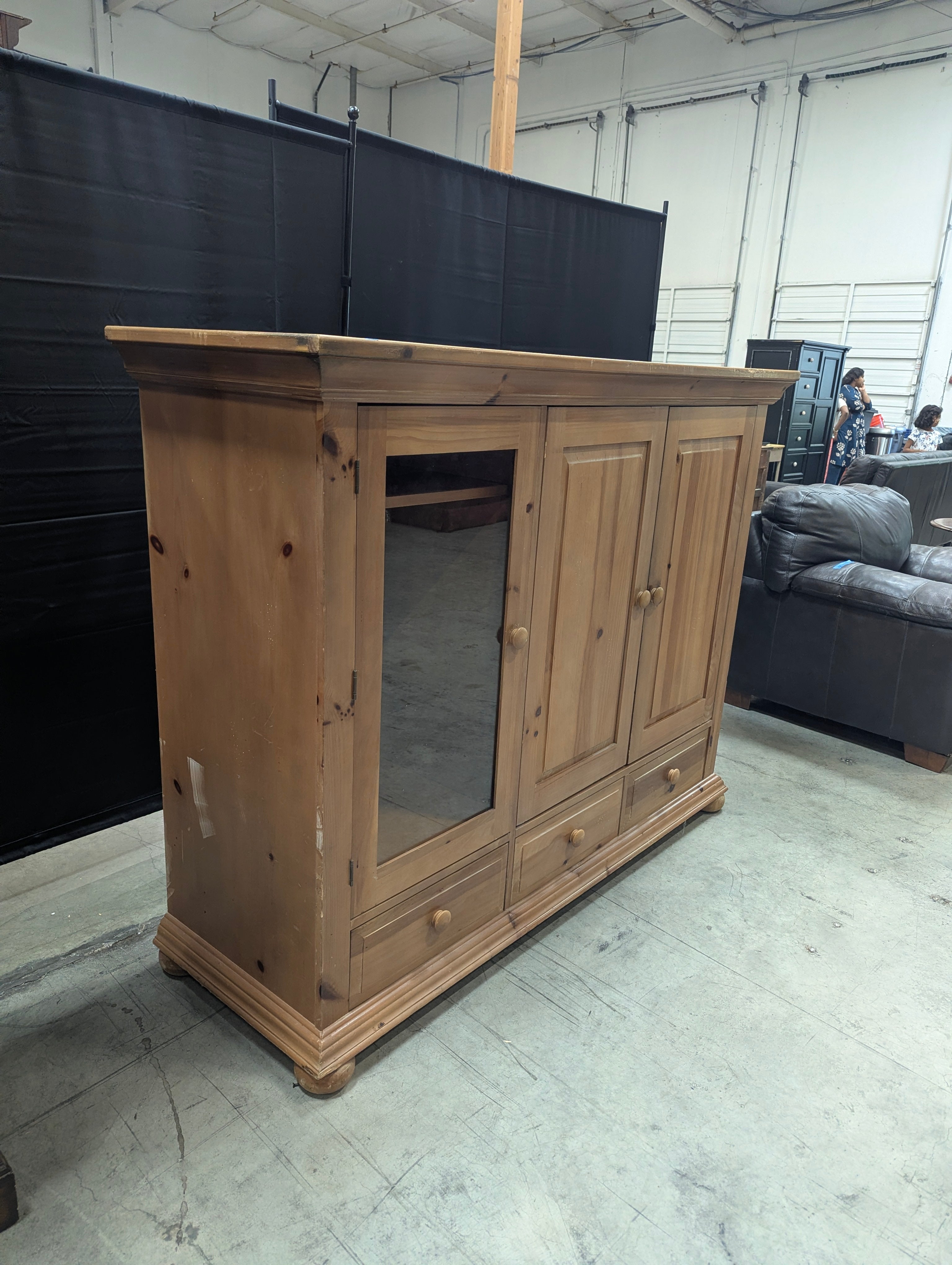 Light Pine Wood Three-Door TV console with Glass Panel