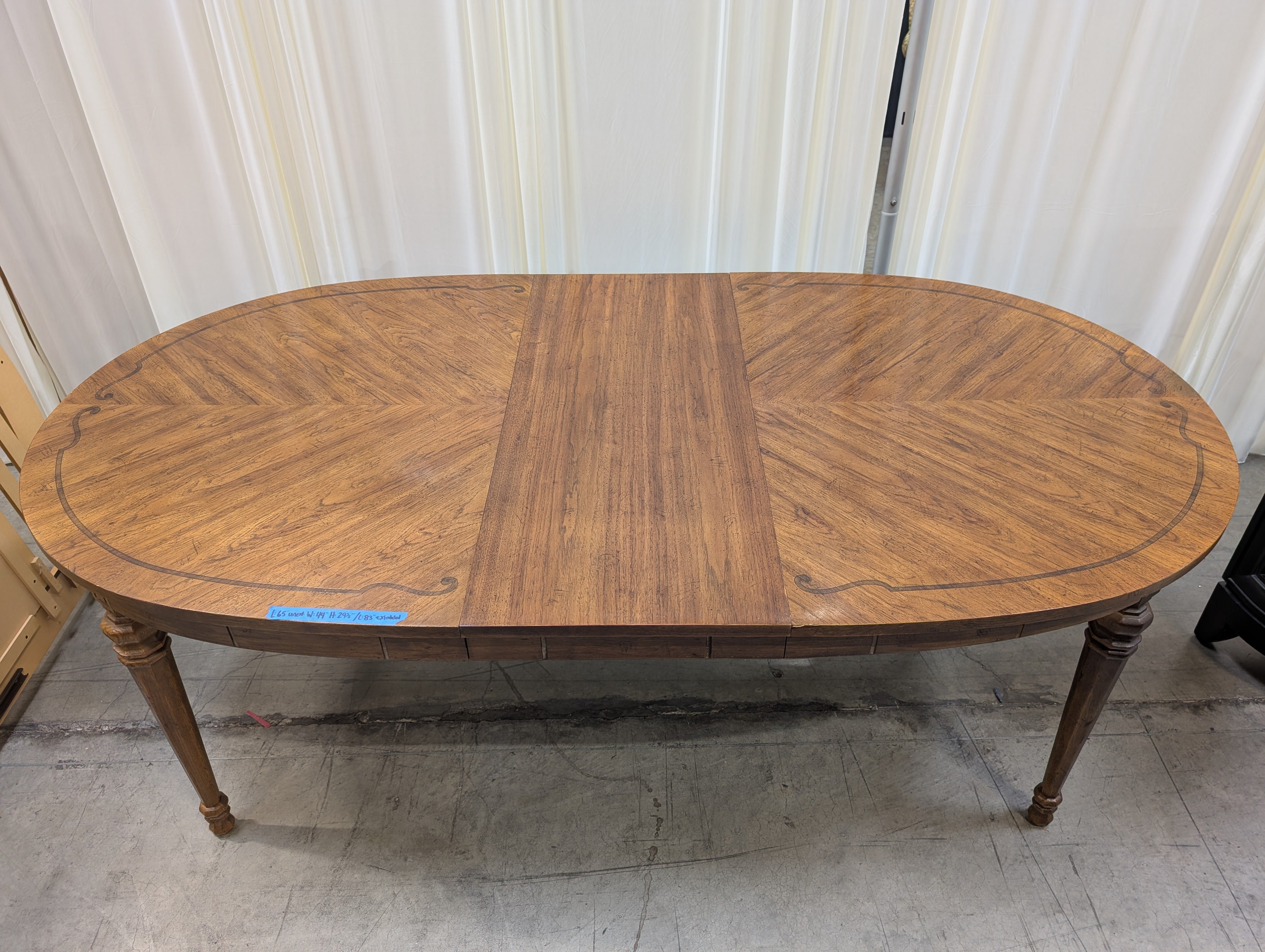 Traditional Oval Wood Dining