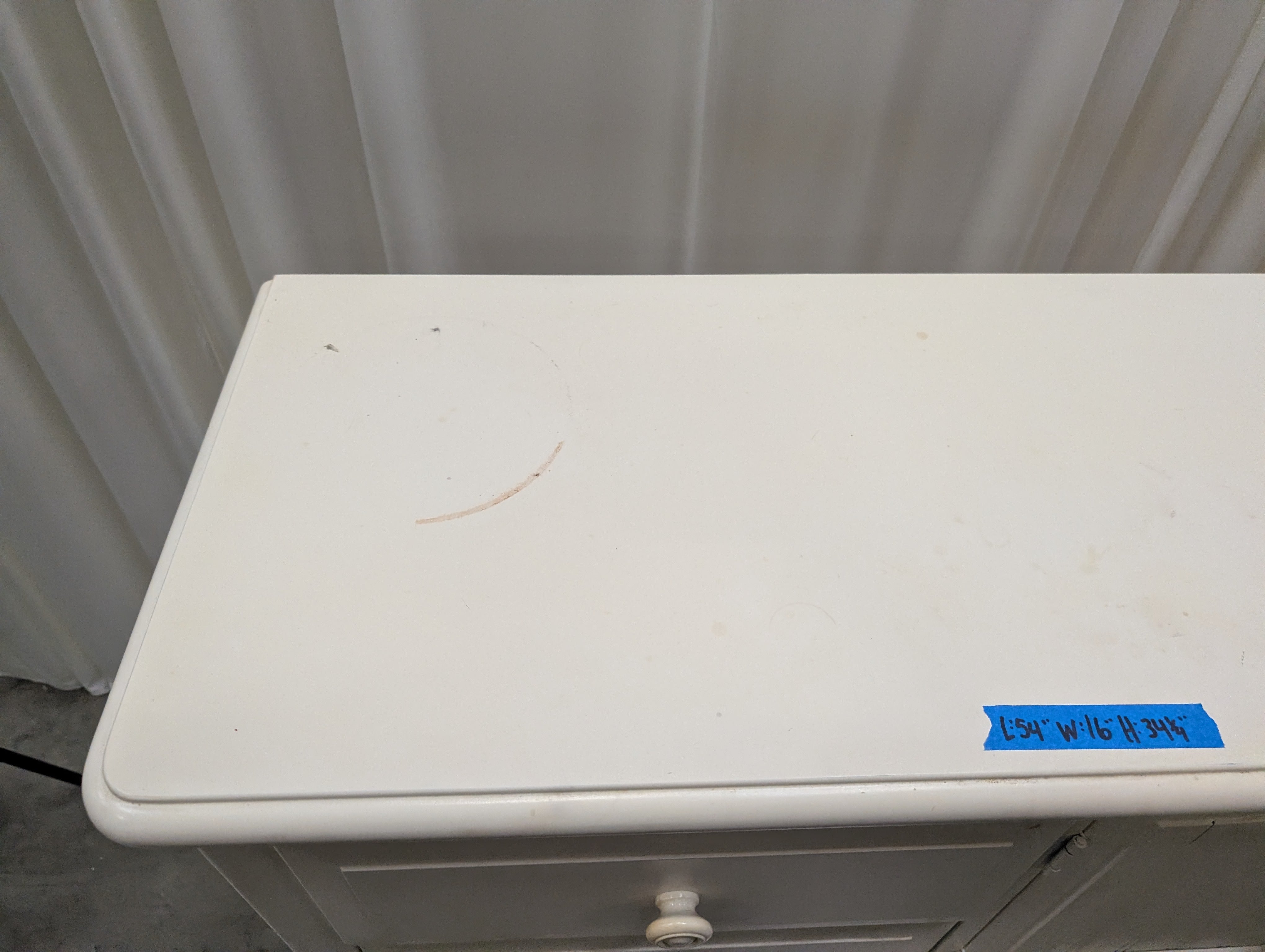 White Painted Wood Dresser