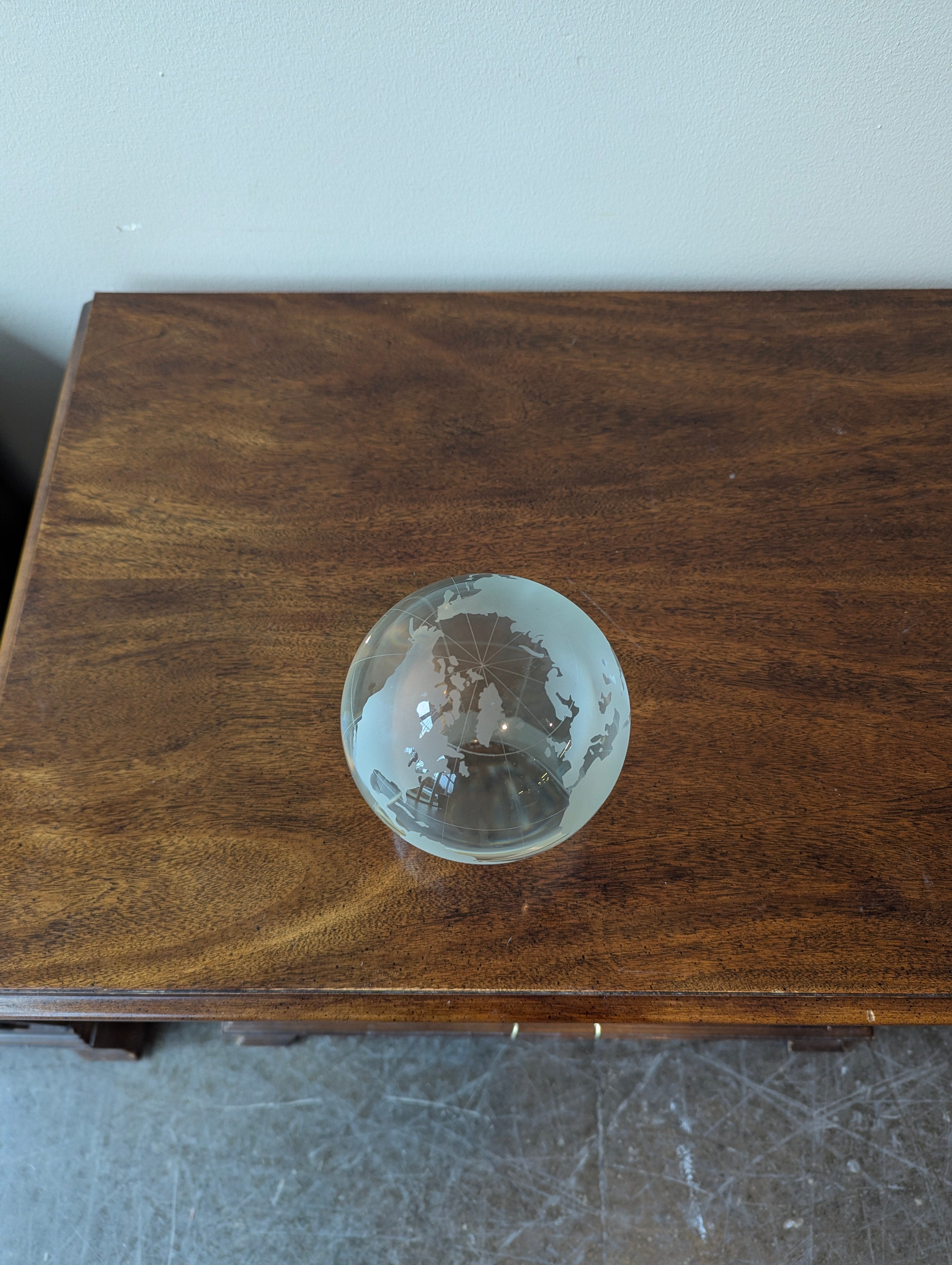 Clear Glass World Map Globe Decorative Sphere Paperweight