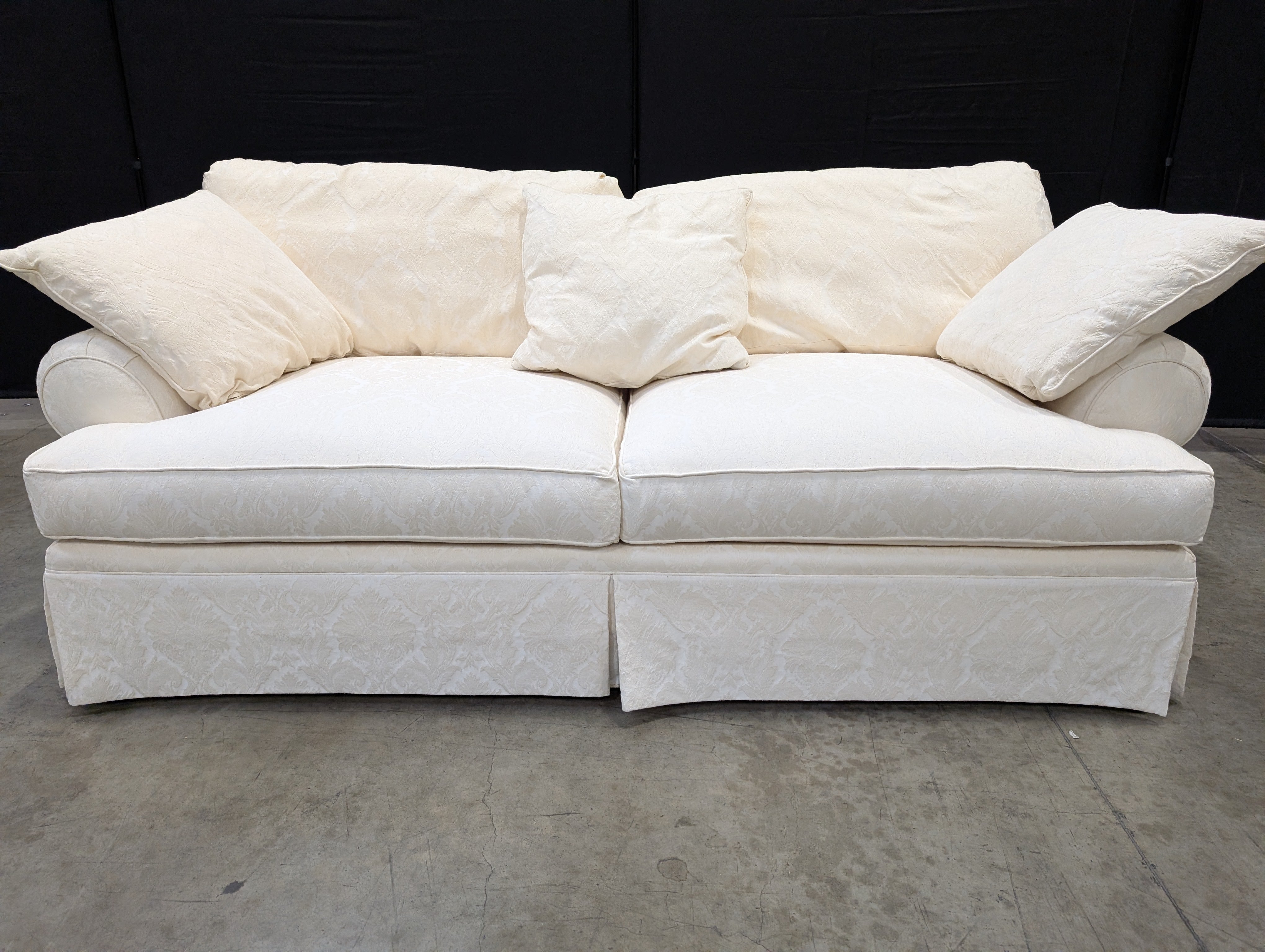 Damask Pattern Off-White Fabric Sofa