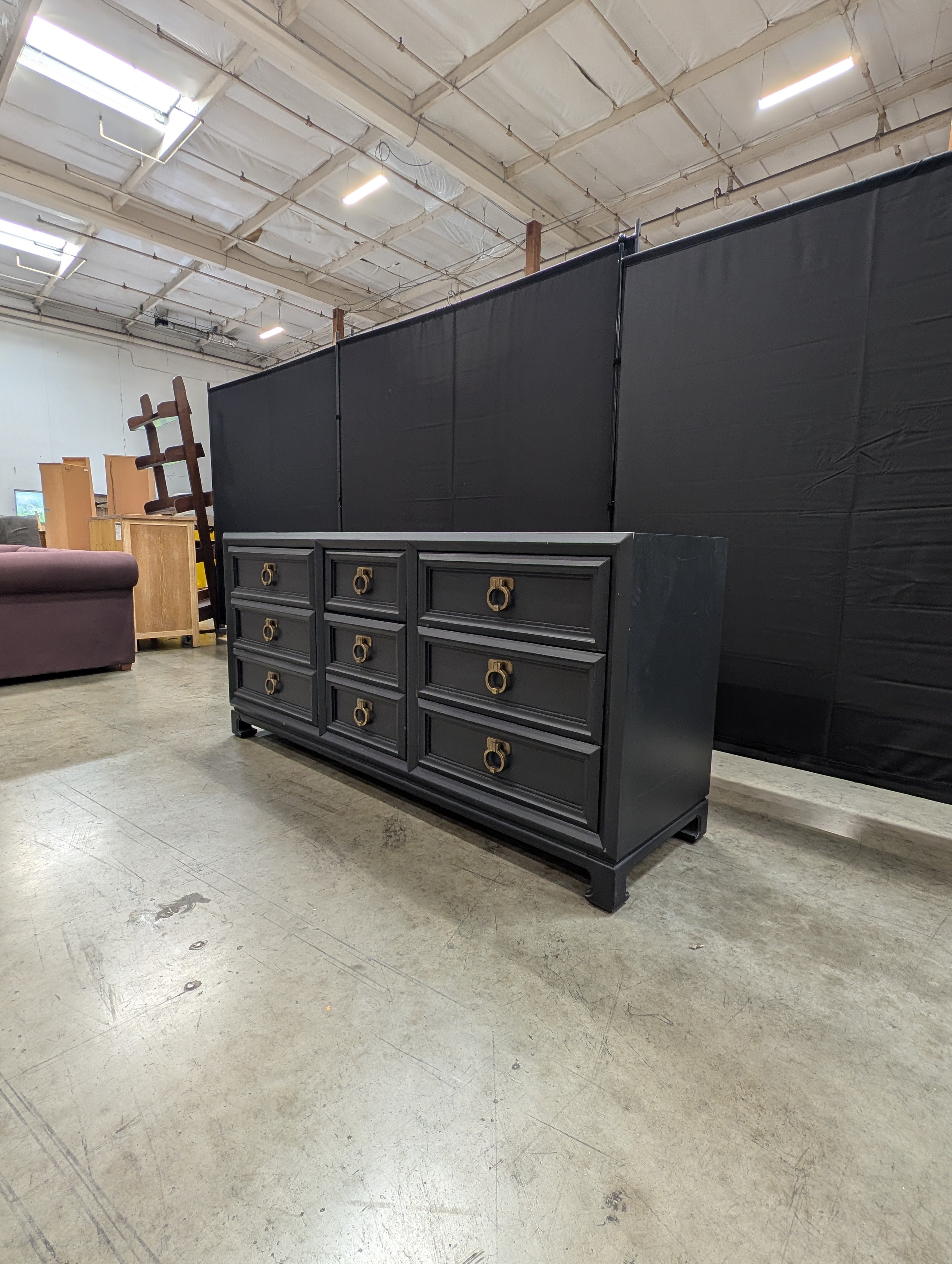 Black Thomasville eight-Drawer Dresser
