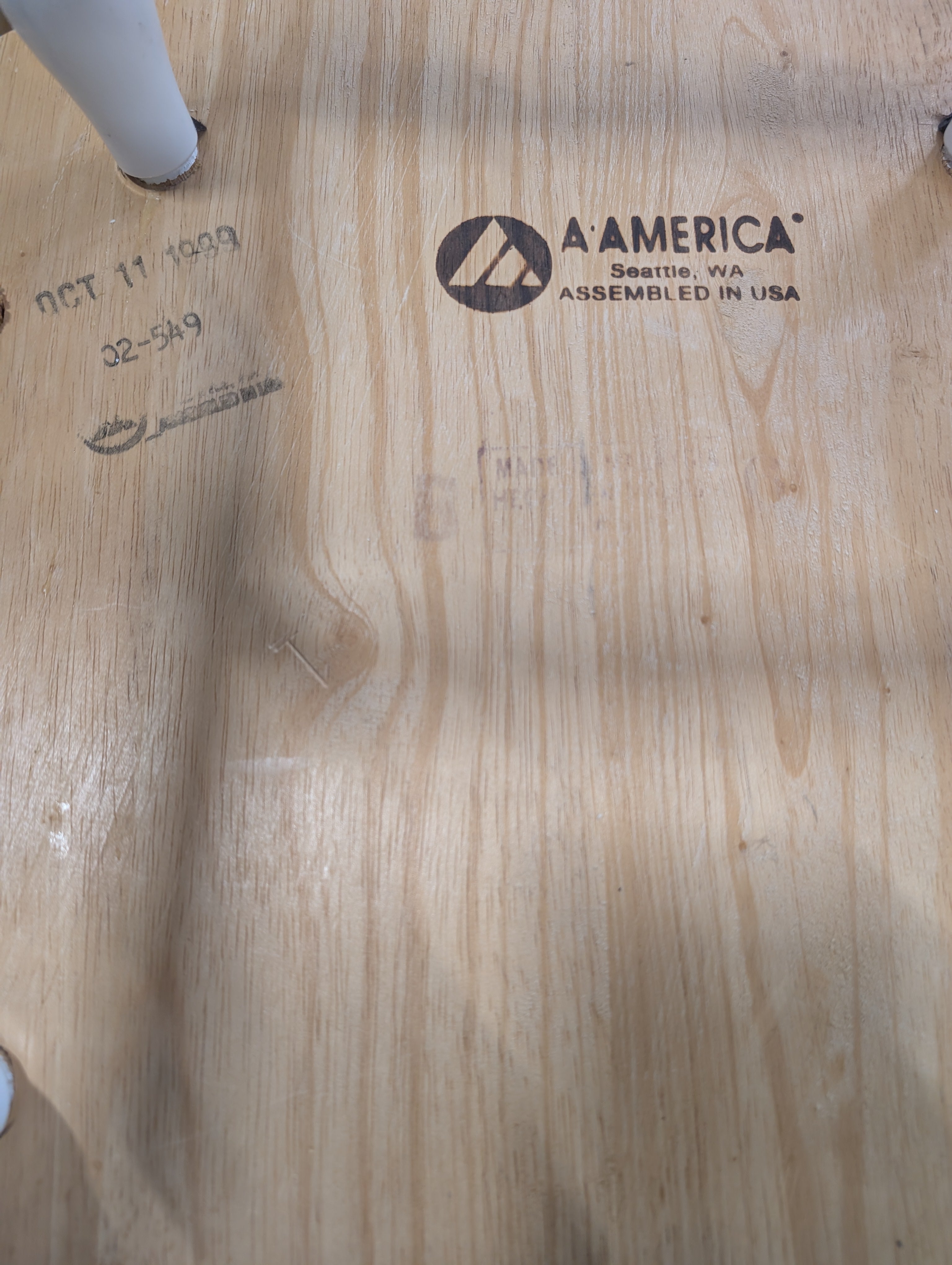 A'America Two-Tone Windsor Style Dining Chair