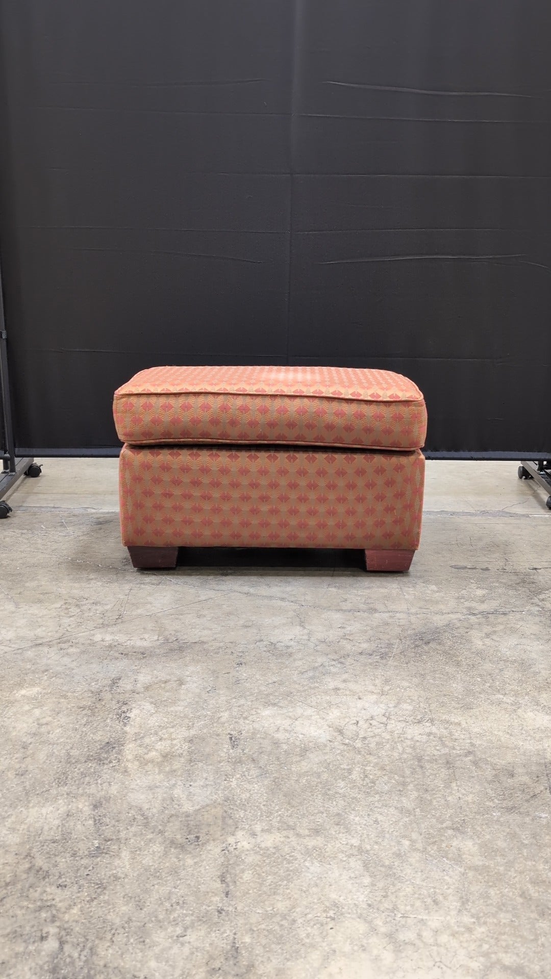 Vibrant Geometric Patterned Upholstered Ottoman with Wooden Furniture Risers