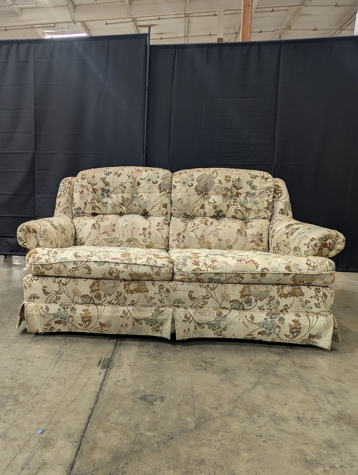 Traditional Botanical Pattern Two-Seater Sofa