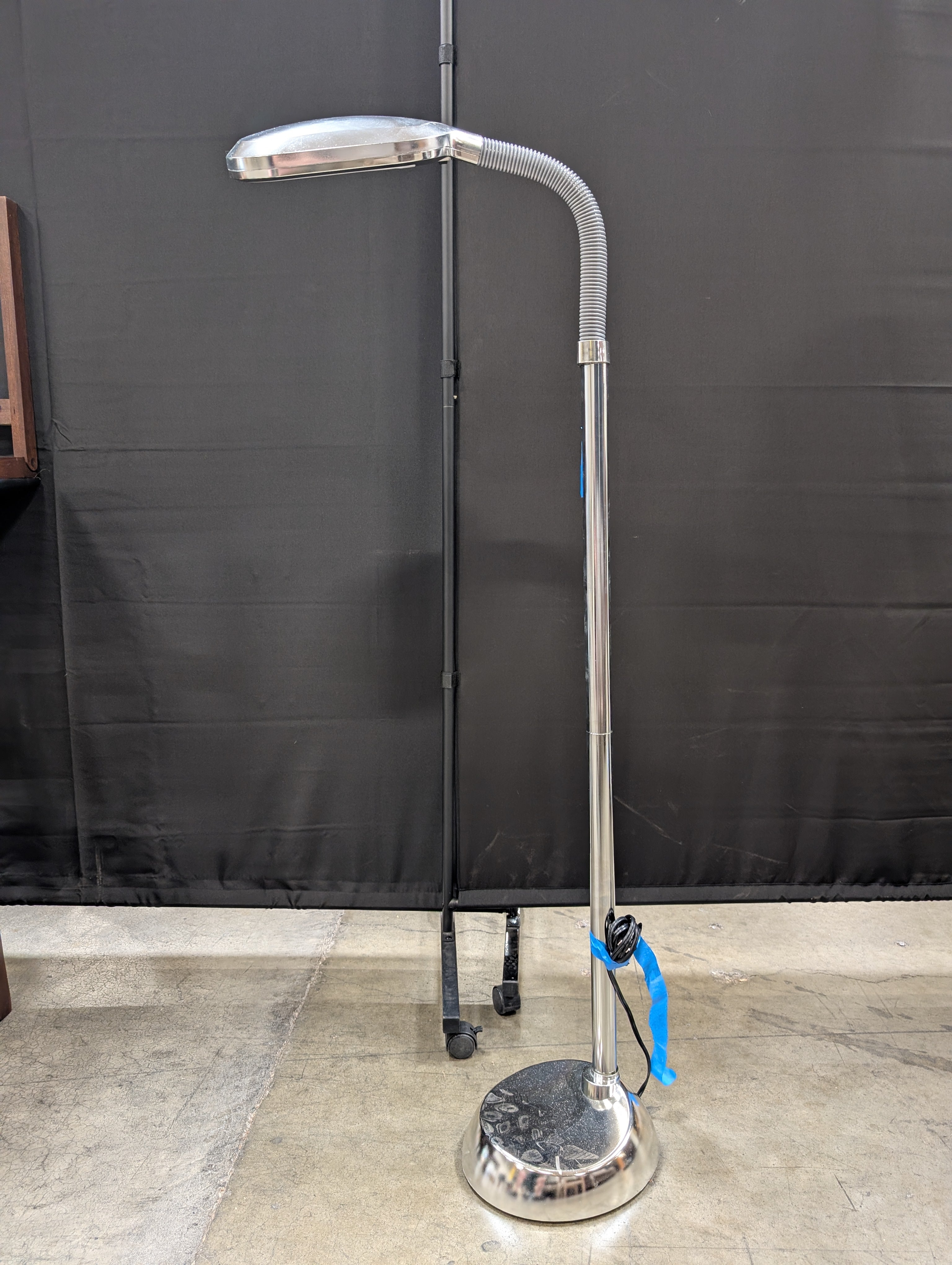 Adjustable Gooseneck Reading Floor Lamp in Chrome