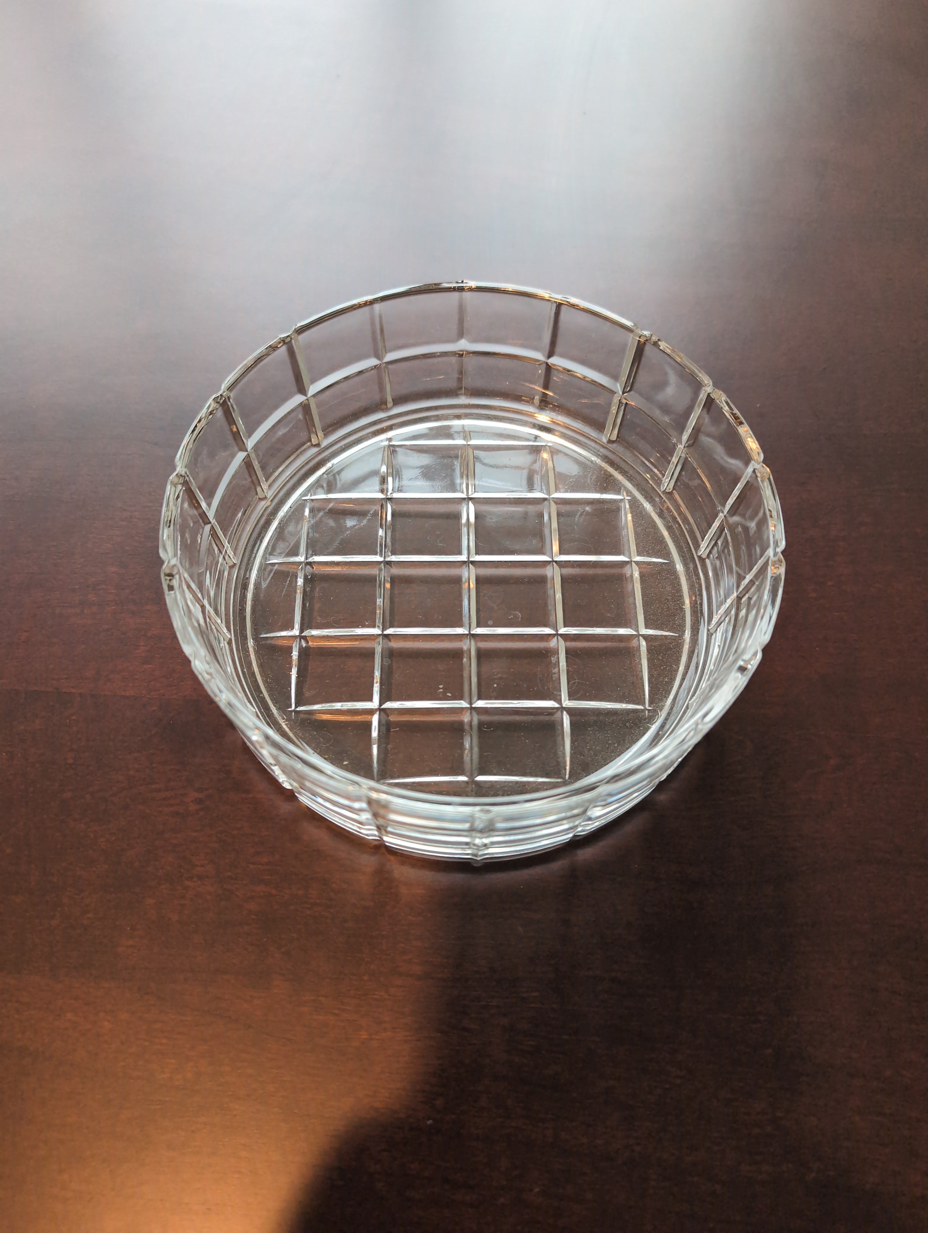 Clear Glass Serving Bowl with Grid Pattern