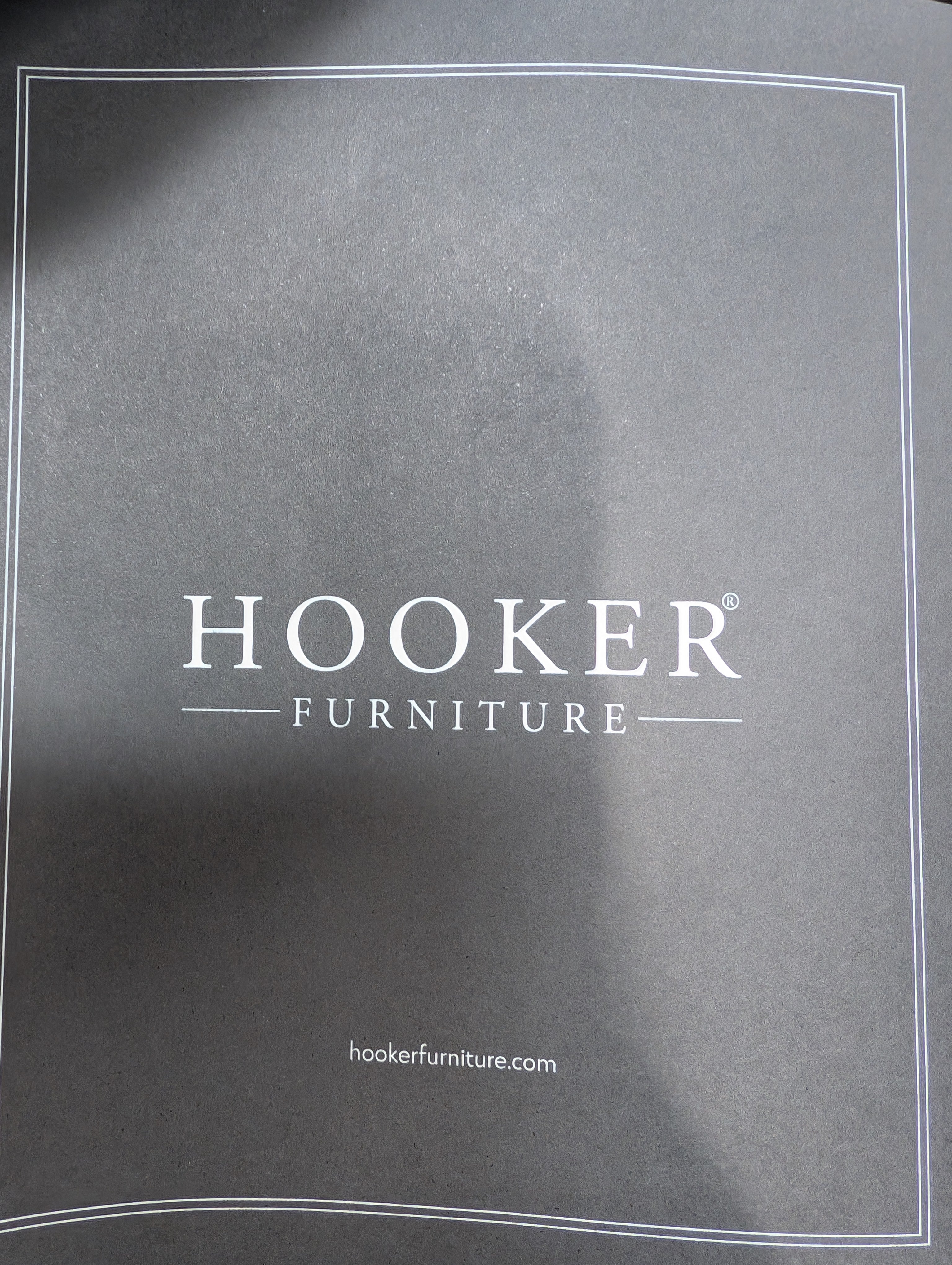 Brand New Hooker Furniture Living Room Chatelet Scroll Accent Table