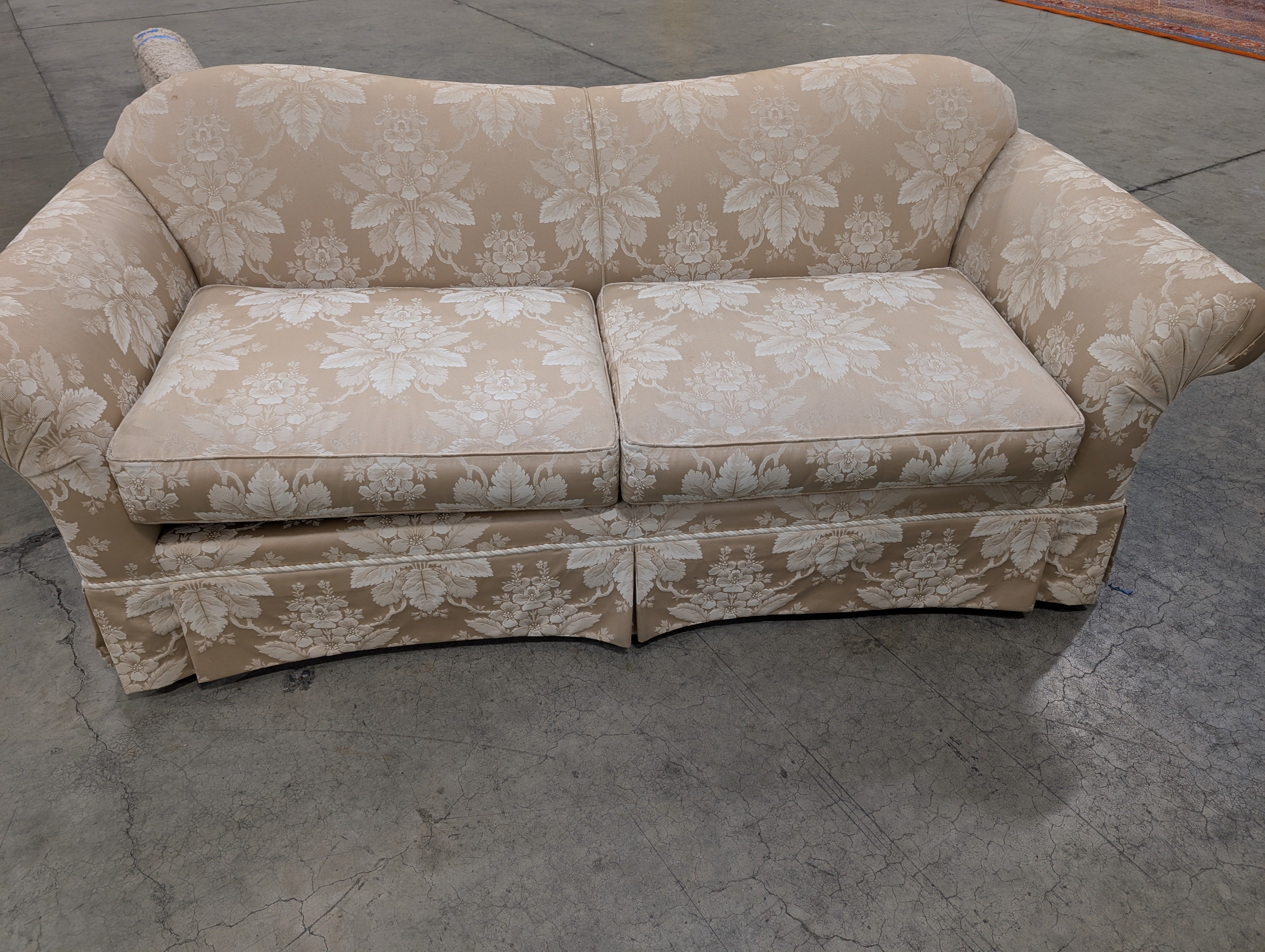 WAREHOUSE SALE Pearson Floral pattern Sofa