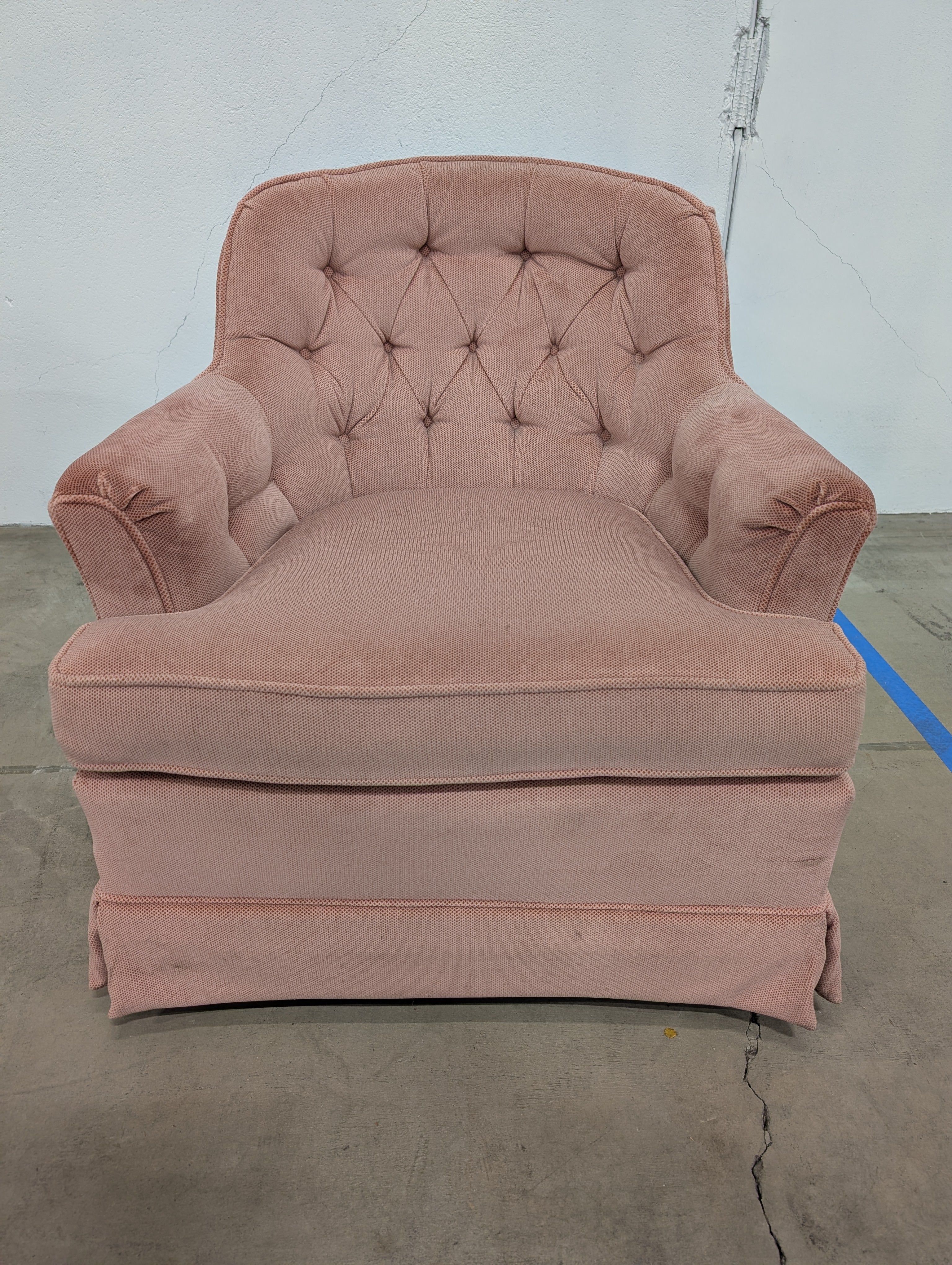 Vintage Tufted Upholstered Accent Chair