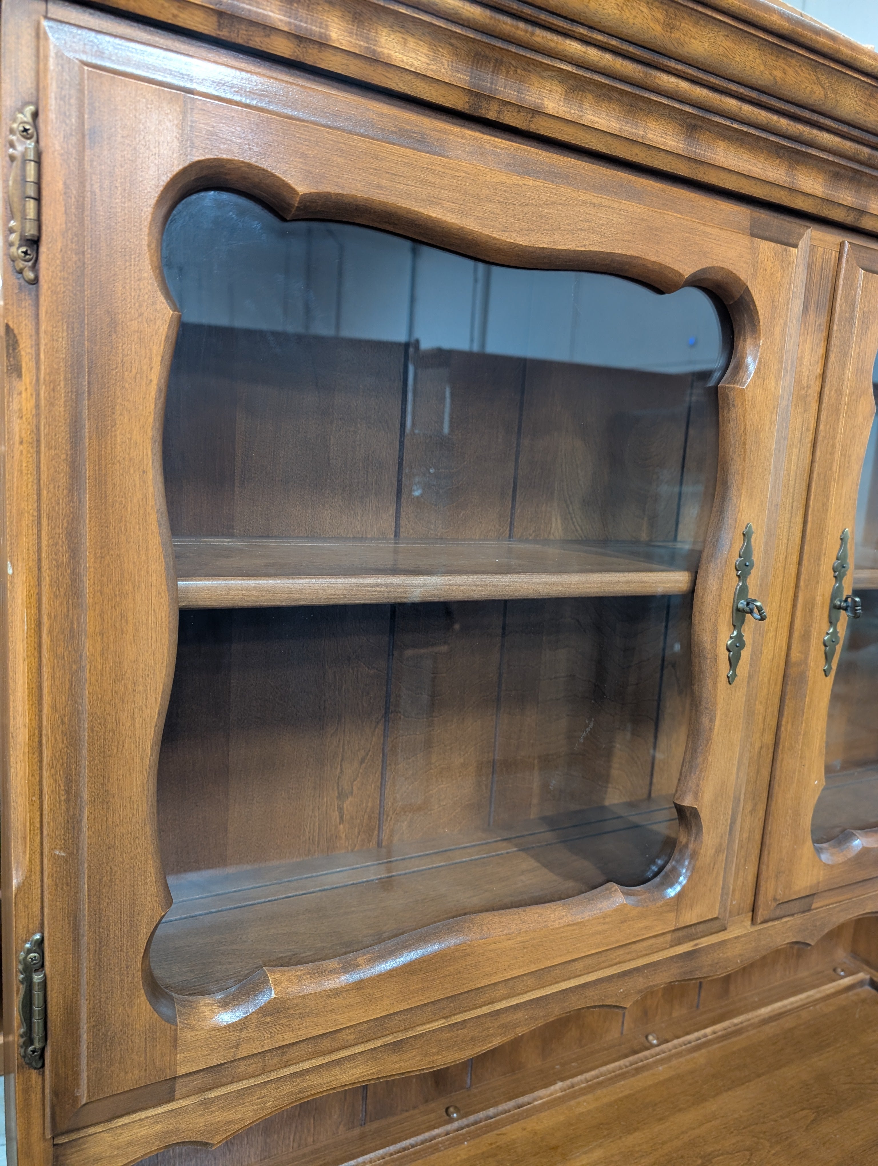 Traditional Wood Display Hutch with Glass Doors and Storage