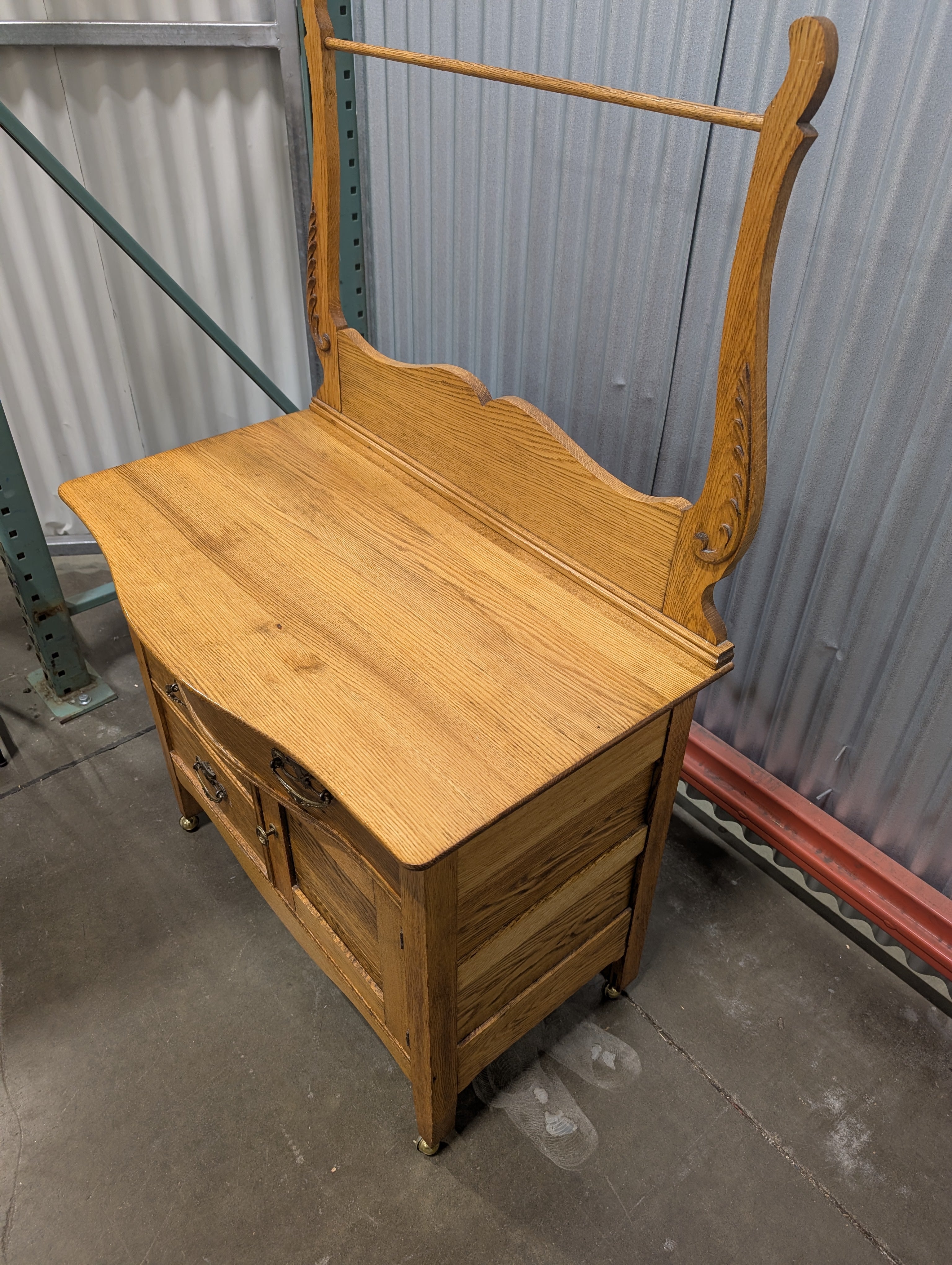 Antique Oak Vanity No Mirror