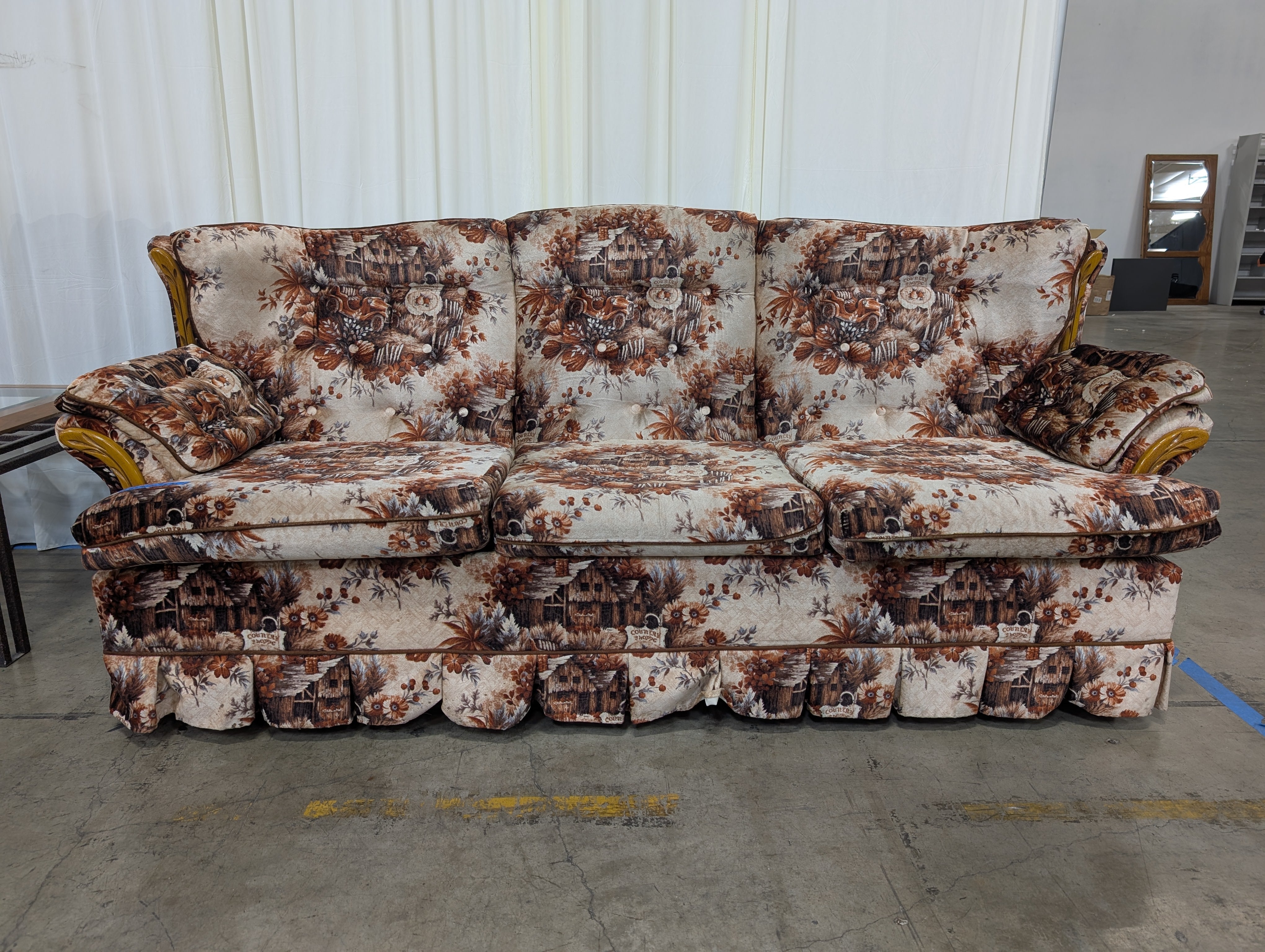 Vintage Country Shoppe Pattern Upholstered Couch with Rolled Arms