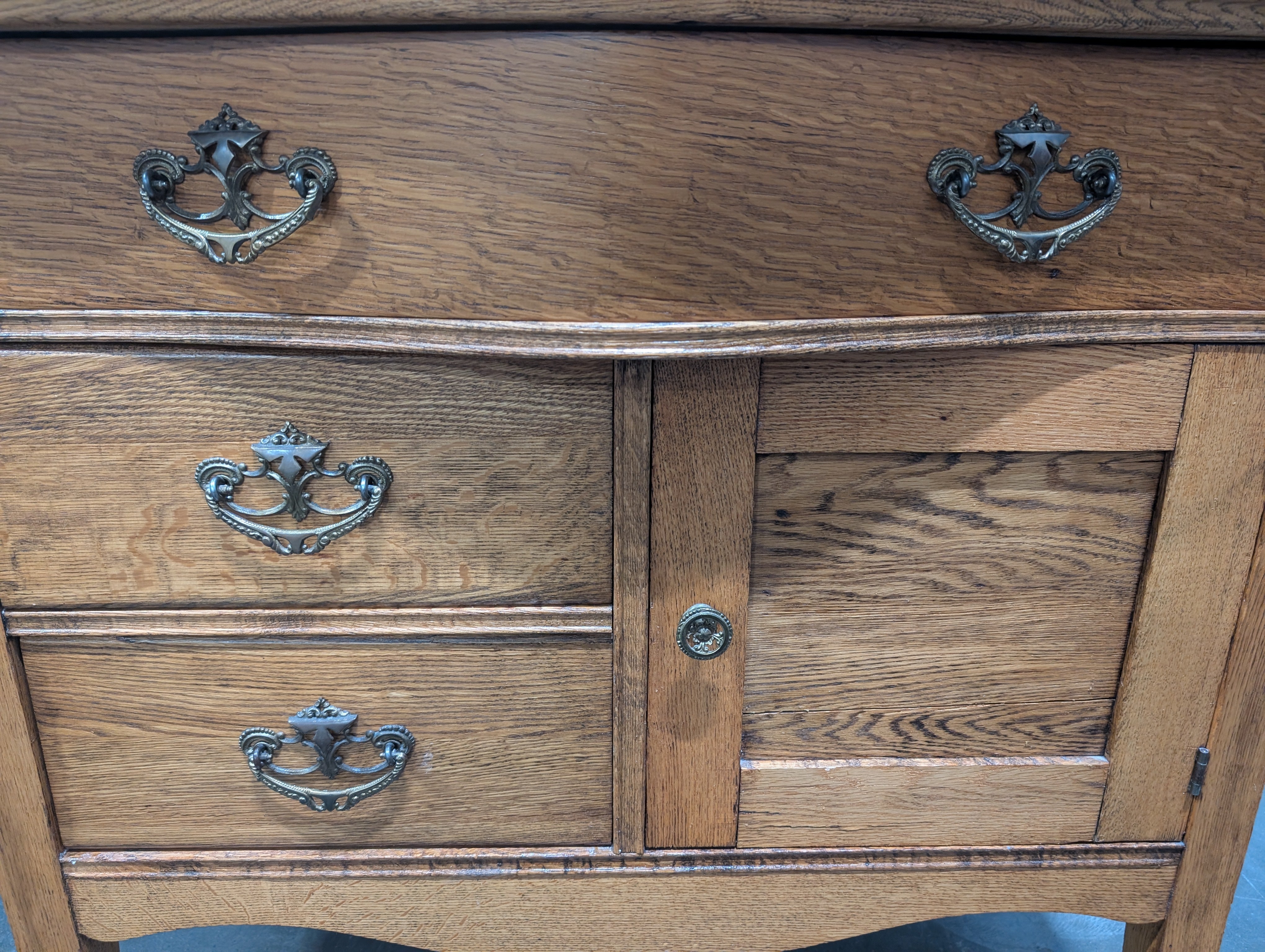 Antique Oak Vanity No Mirror