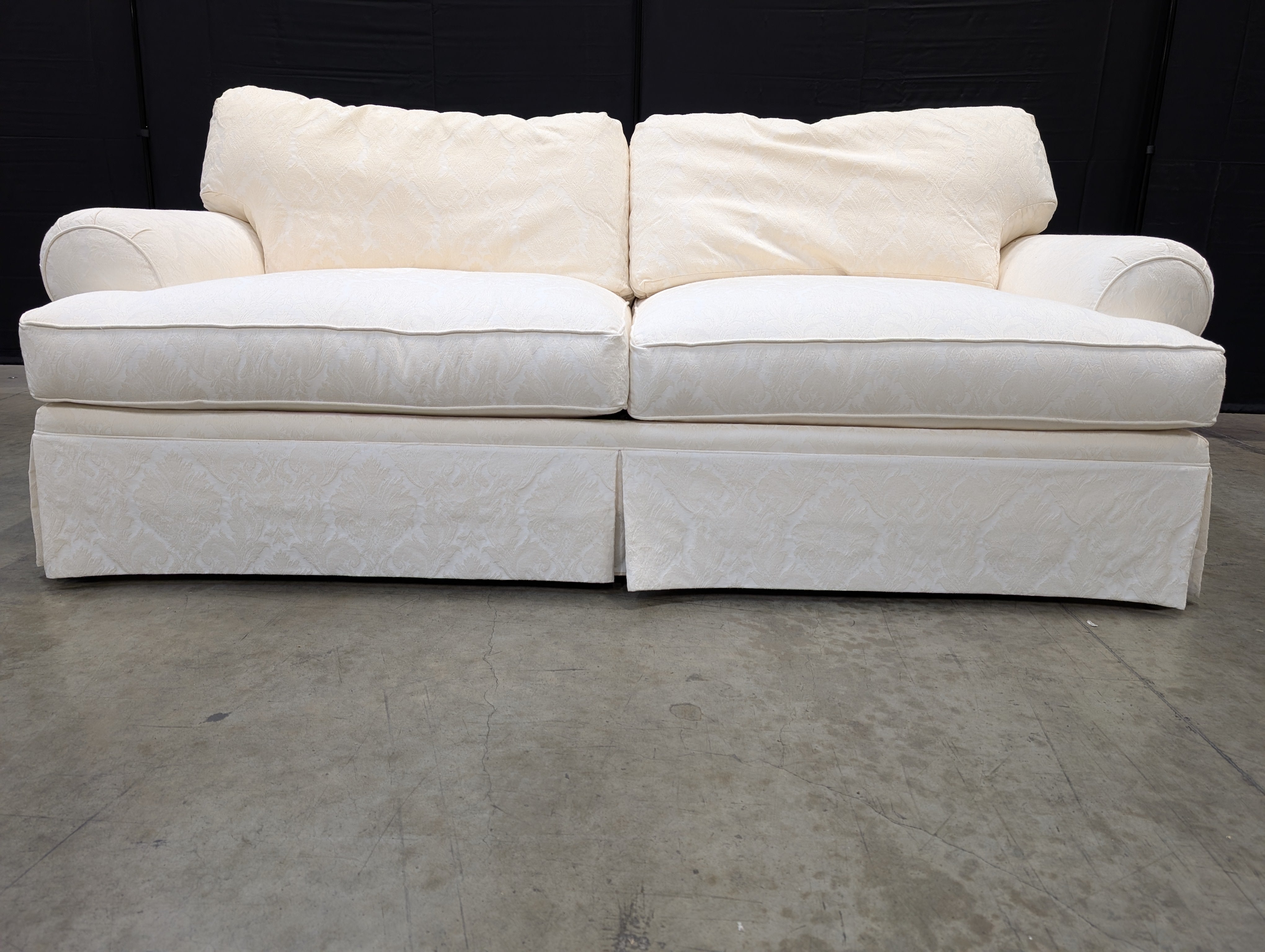 Damask Pattern Off-White Fabric Sofa