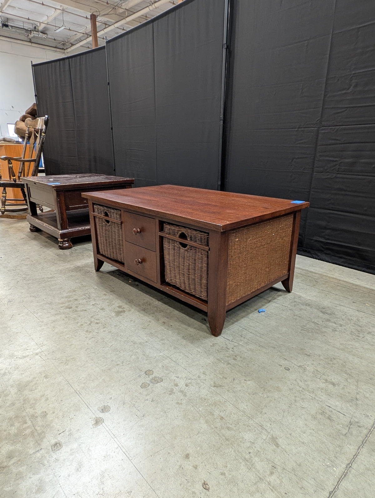 Dark Brown Wood Coffee Table with Wicker Storage Baskets