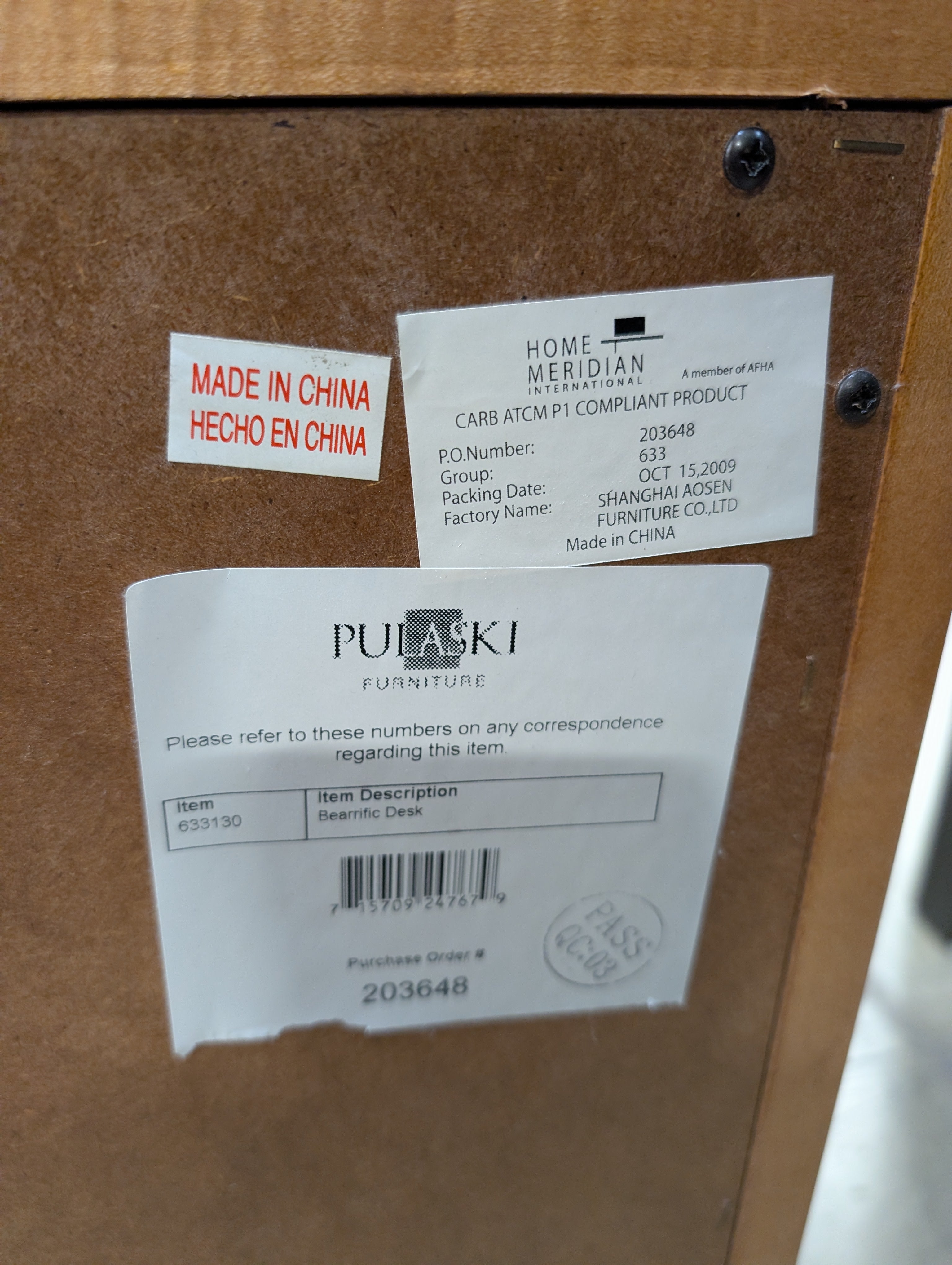 Pulaski Build a Bear Home collection Desk with Hutch