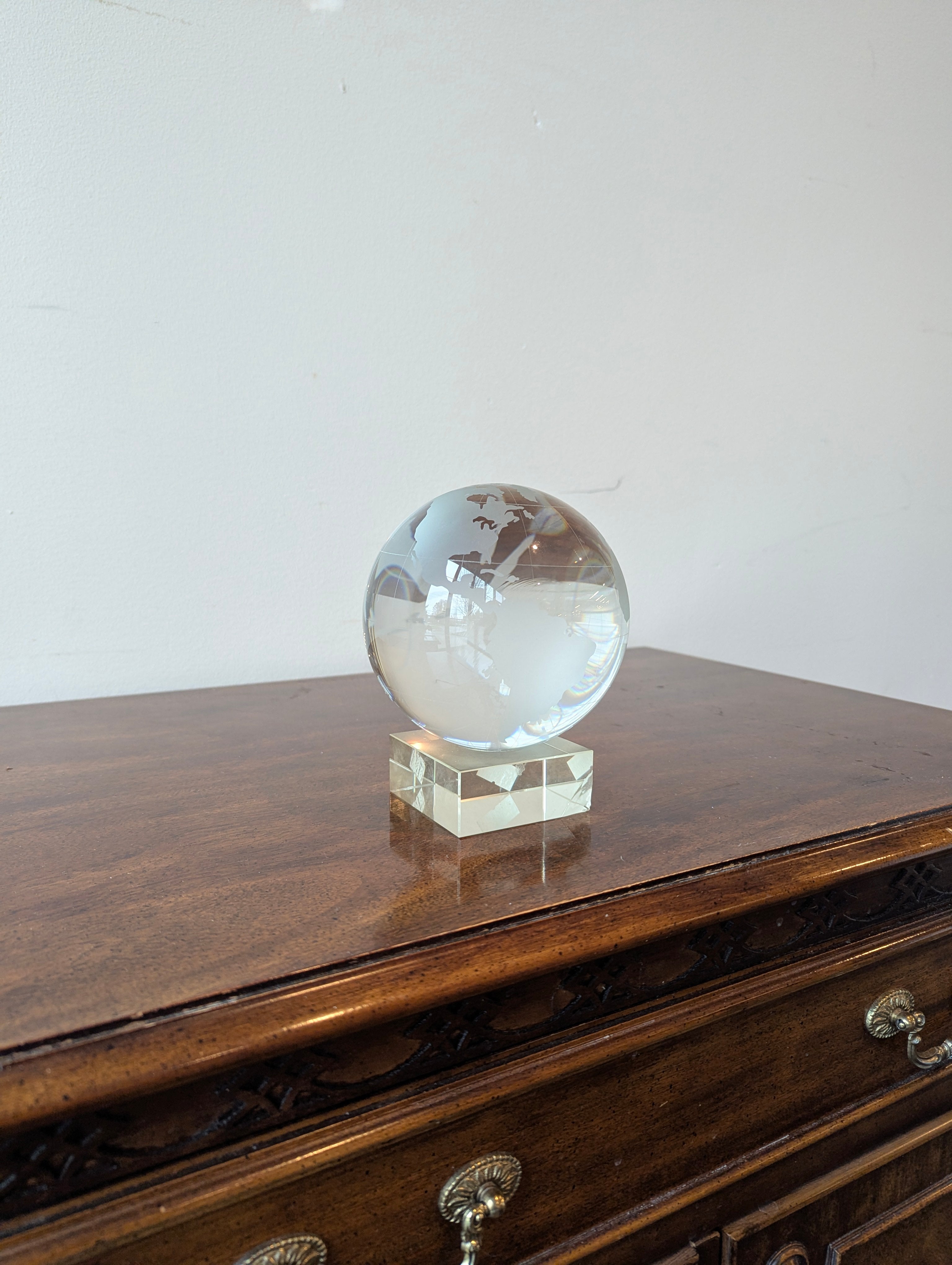 Clear Glass World Map Globe Decorative Sphere Paperweight