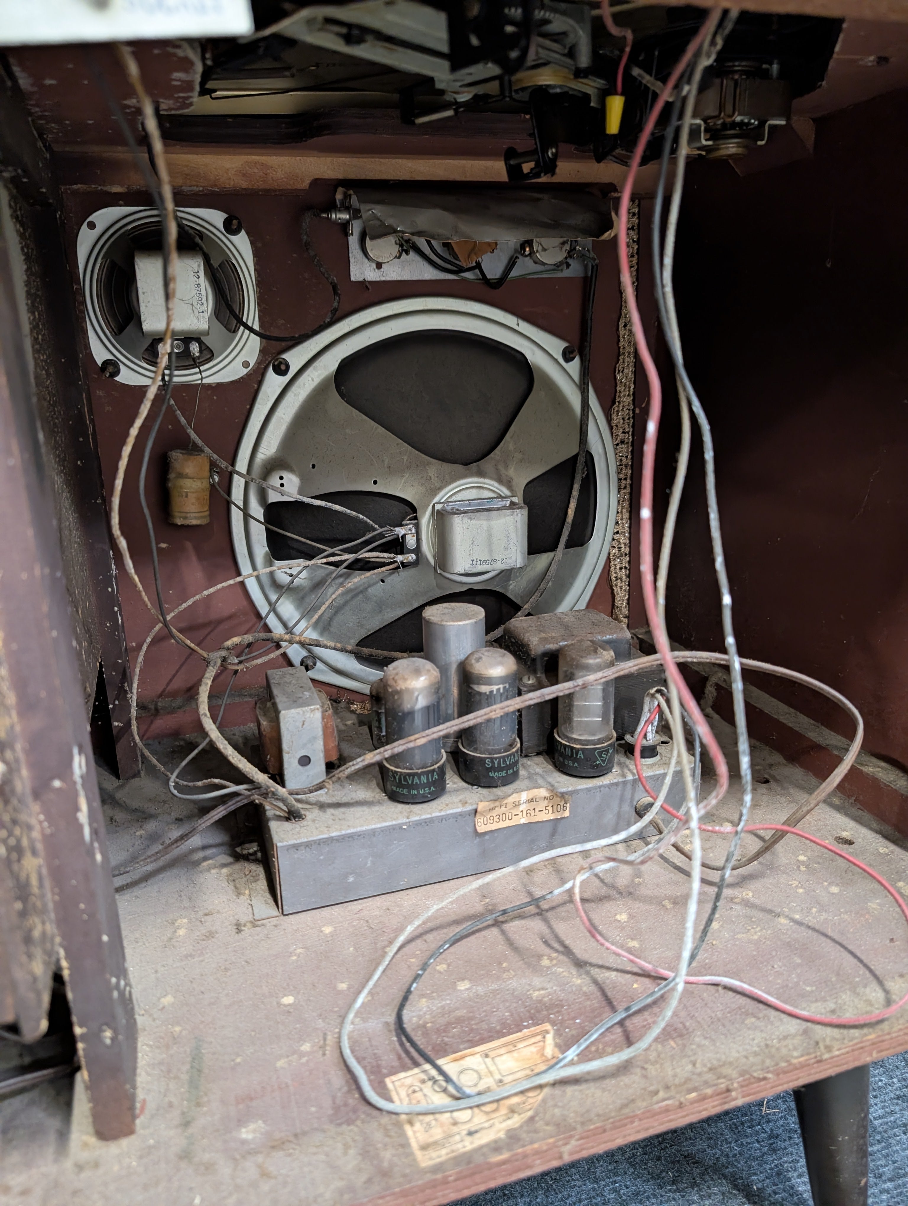 Sylvania Record Player with Record Storage