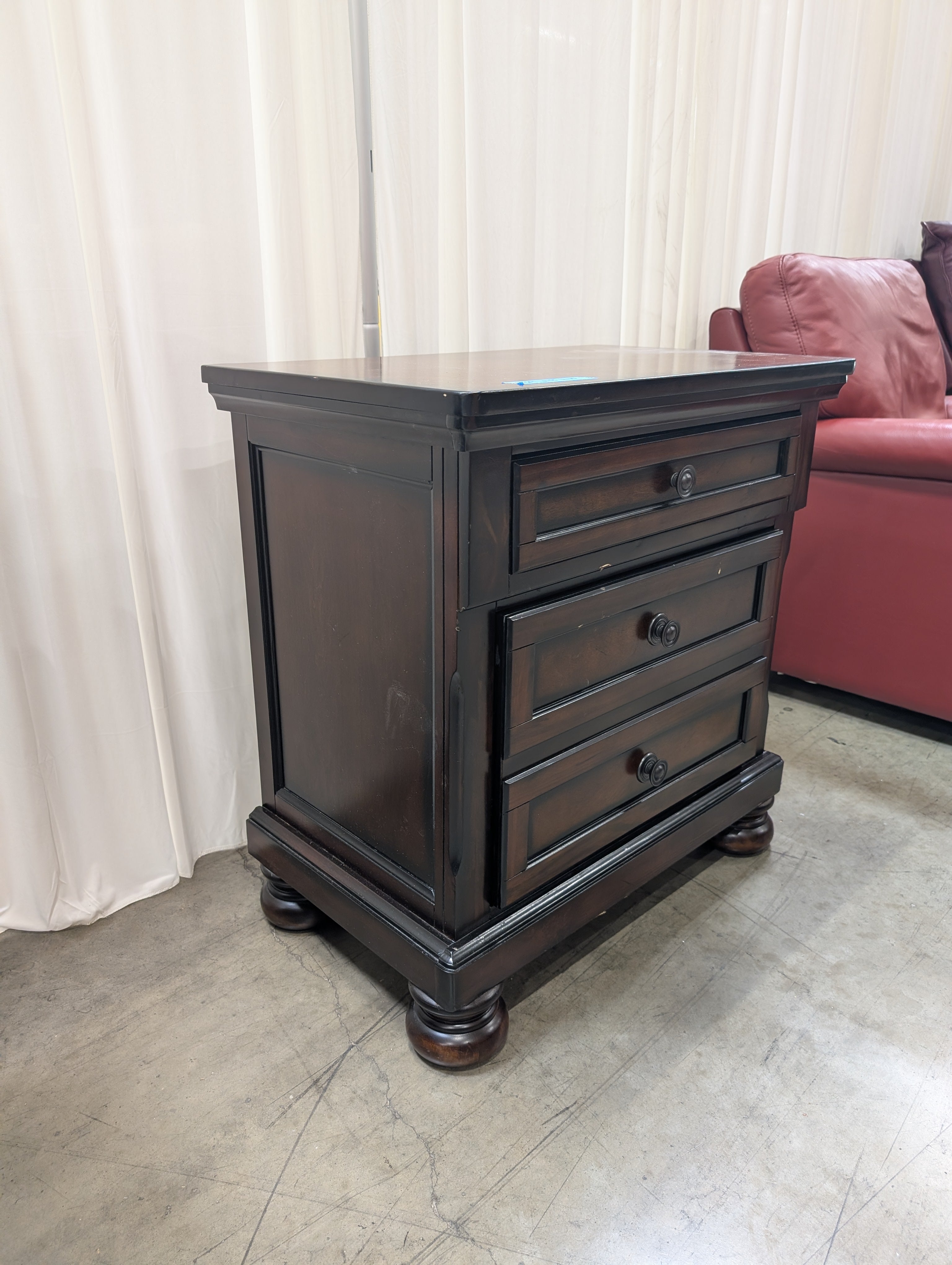 Traditional Dark Cherry Wood Nightstand with Bun Feet