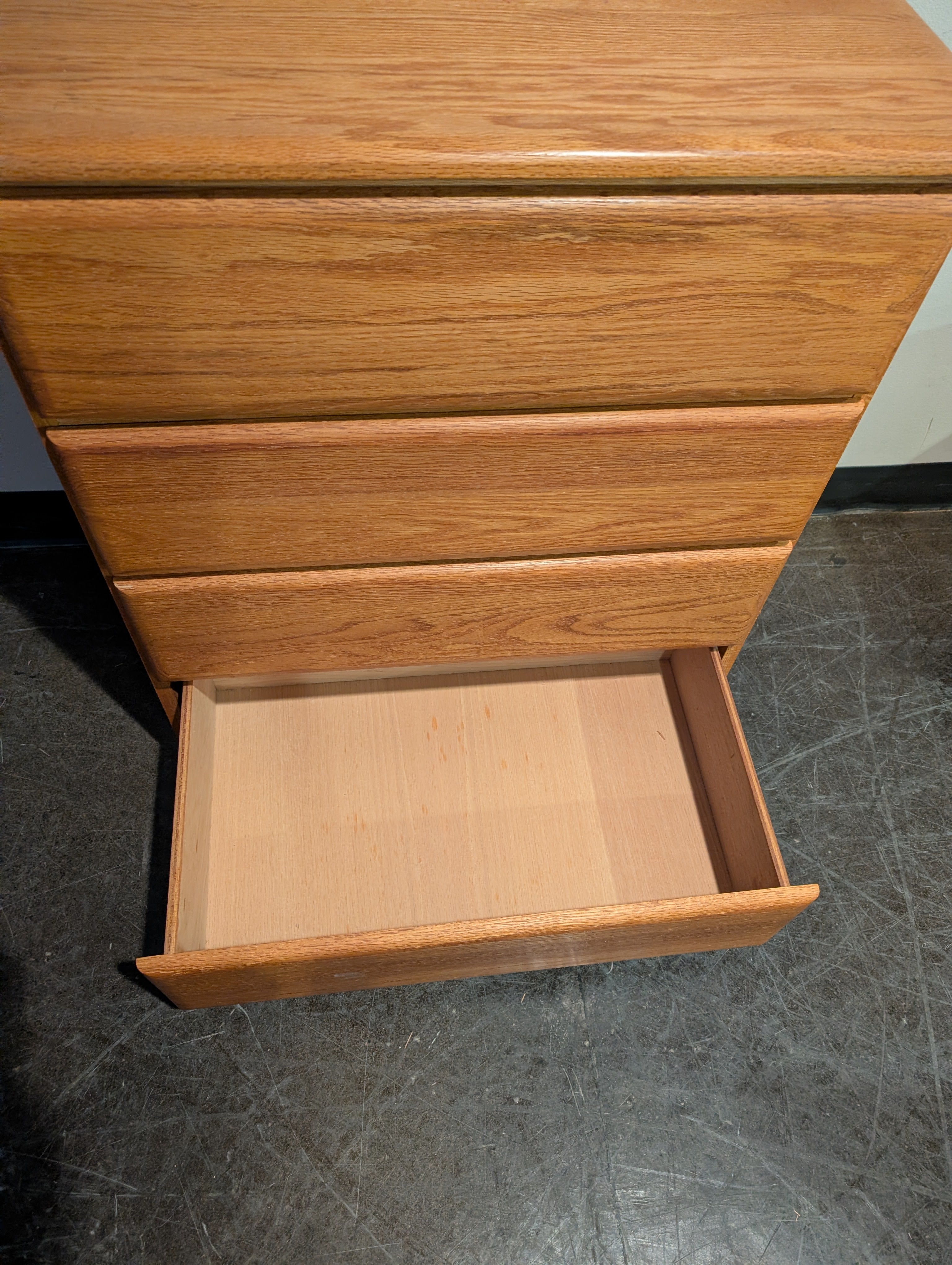 Warm Tone Wood 4-Drawer Chest of Drawers