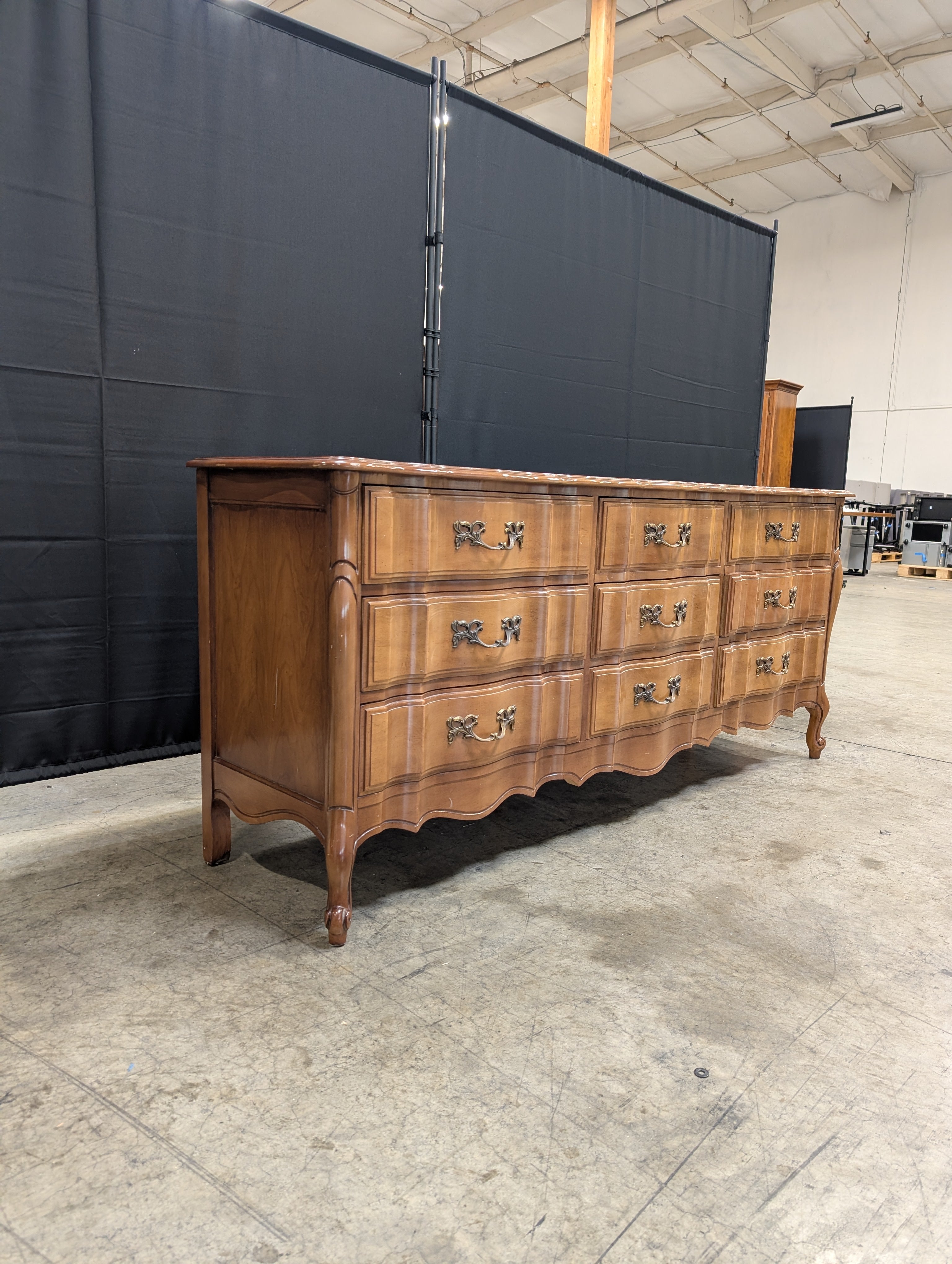Vintage United Furniture French Provincial 9-Drawer Triple Dresser