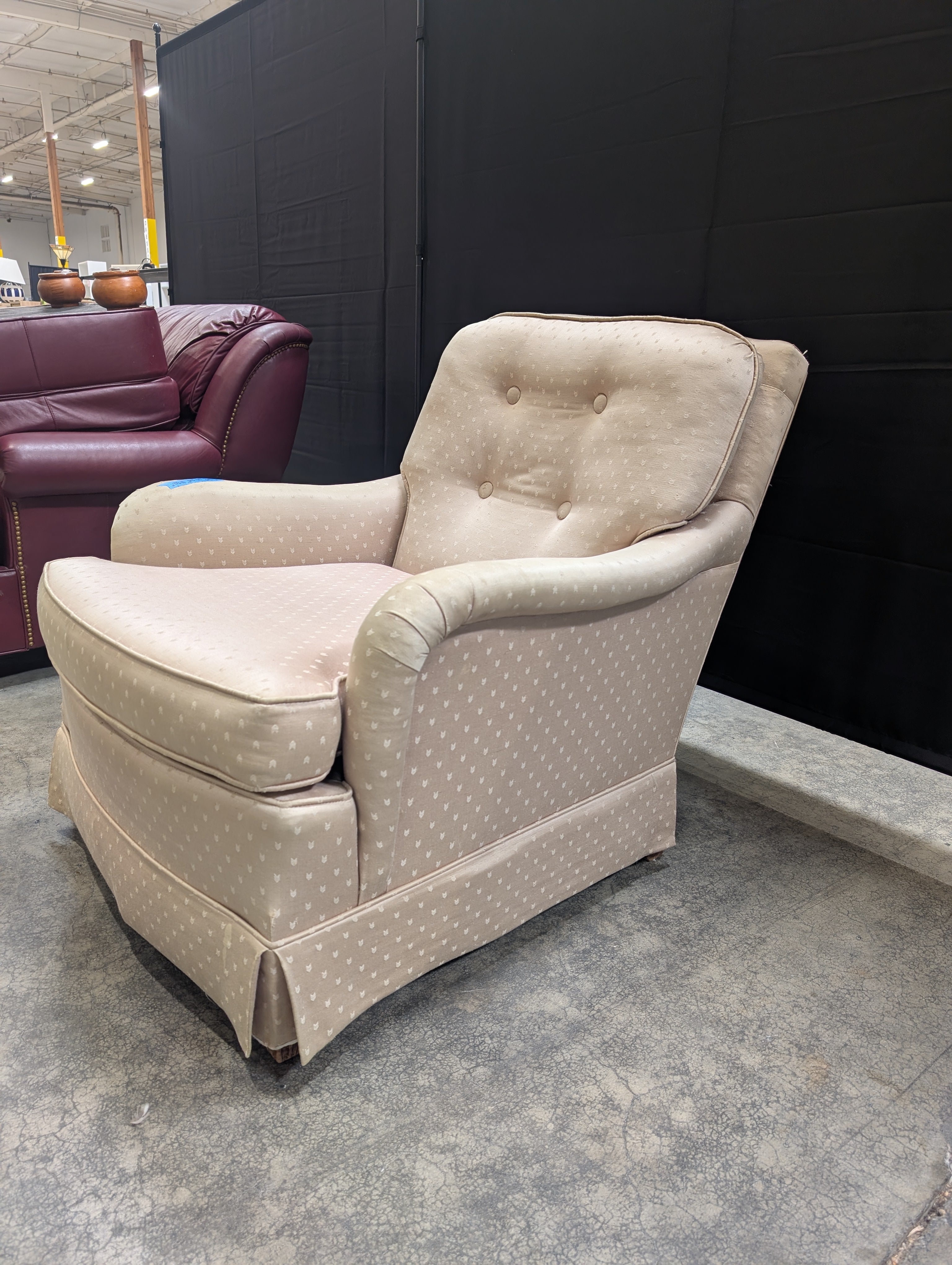 Classic Beige Upholstered Armchair with Dotted Fabric
