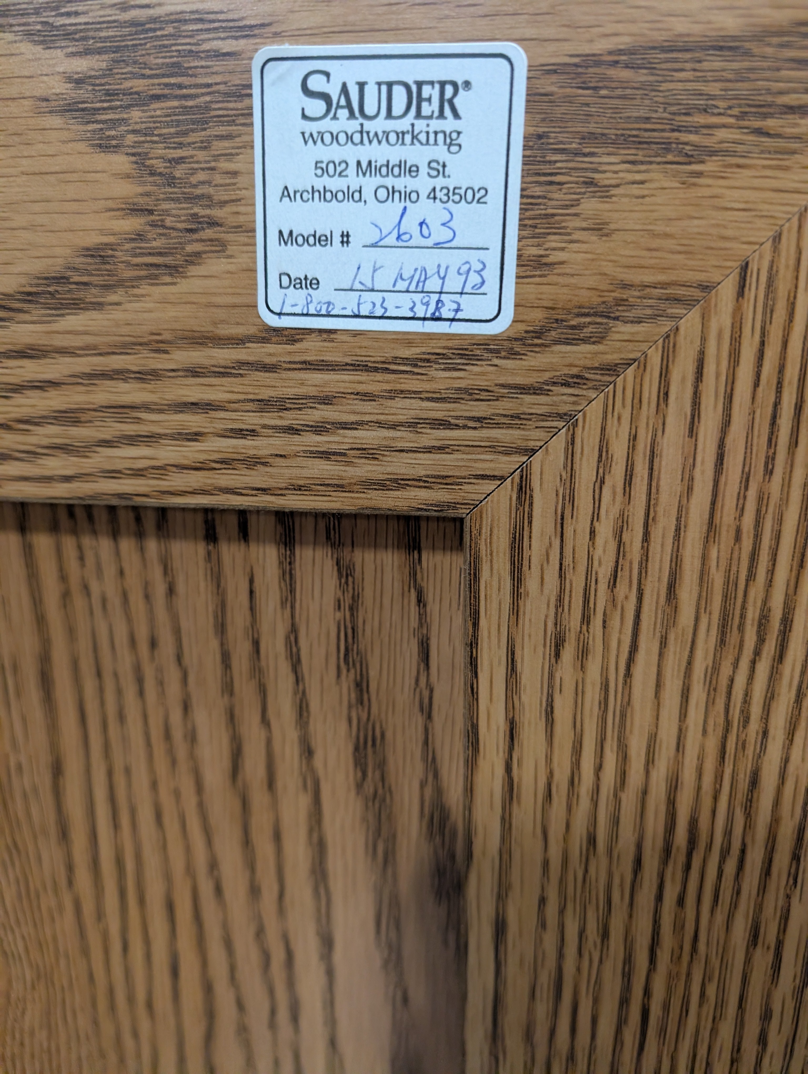 Wooden nightstand with Multiple Compartments