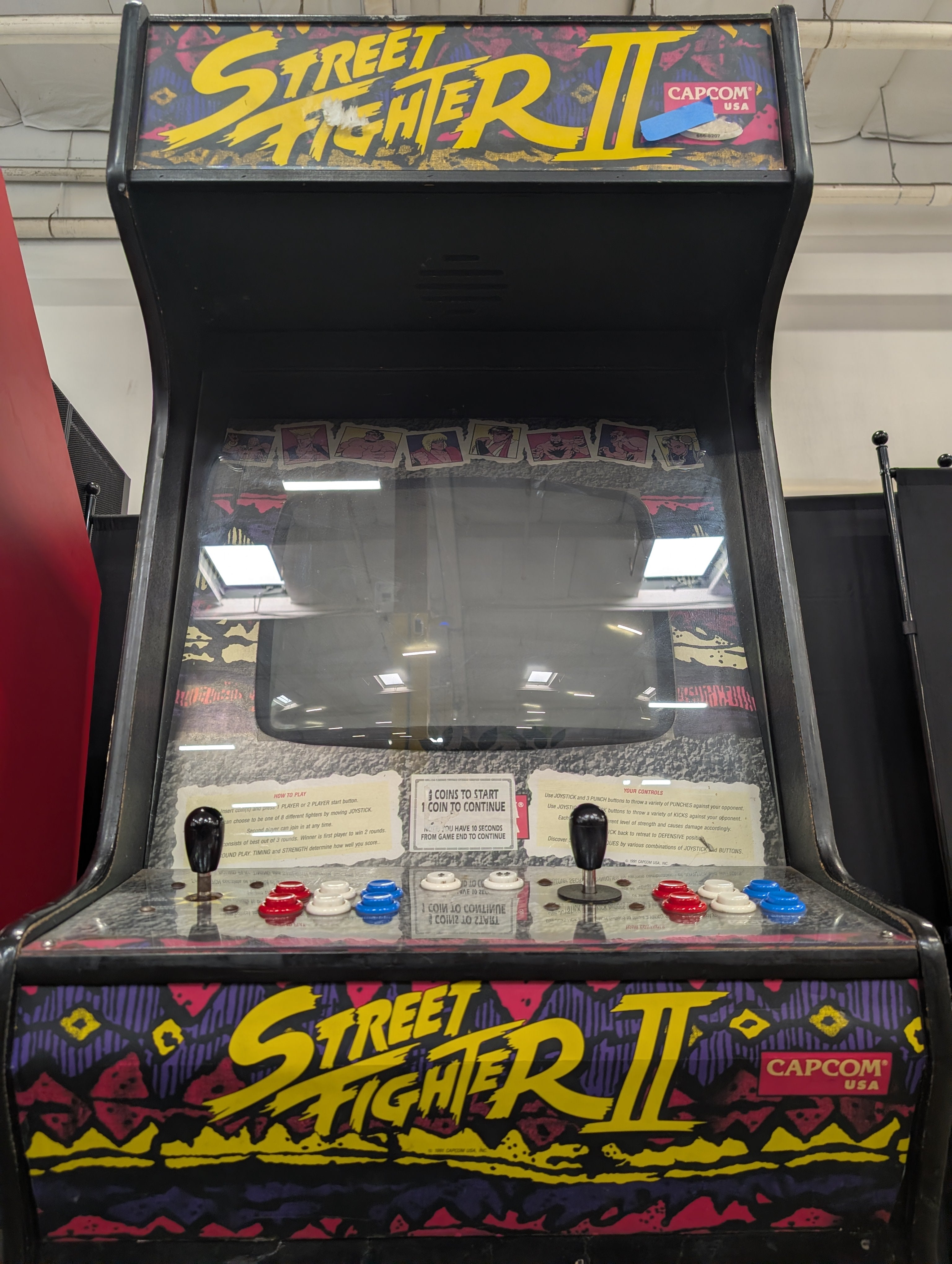 Vintage Capcom Street Fighter II Arcade Game Cabinet