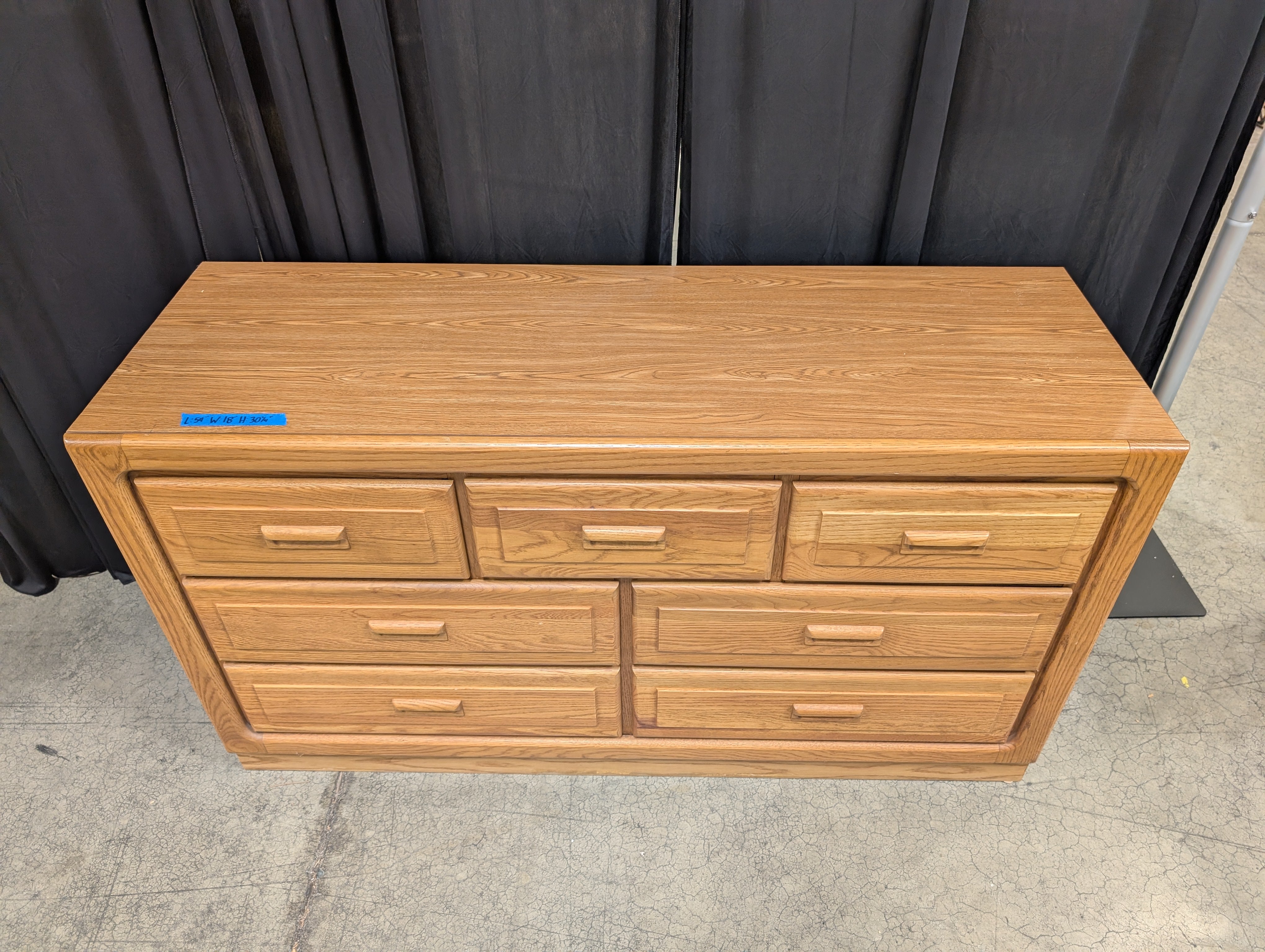 Seven-Drawer Vintage Dresser in Golden Oak