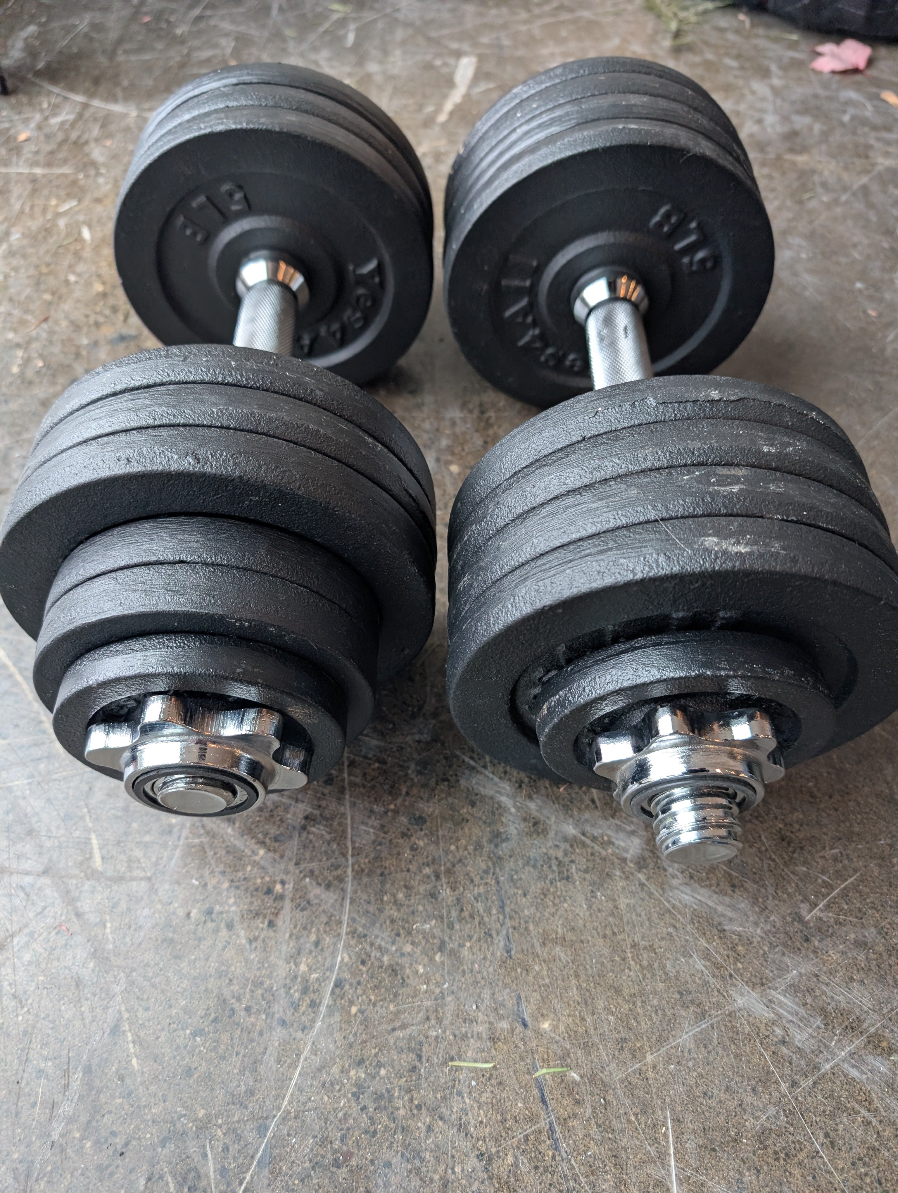 Adjustable Weight Dumbbell Set of 42.5pounds with Spinlock Collars