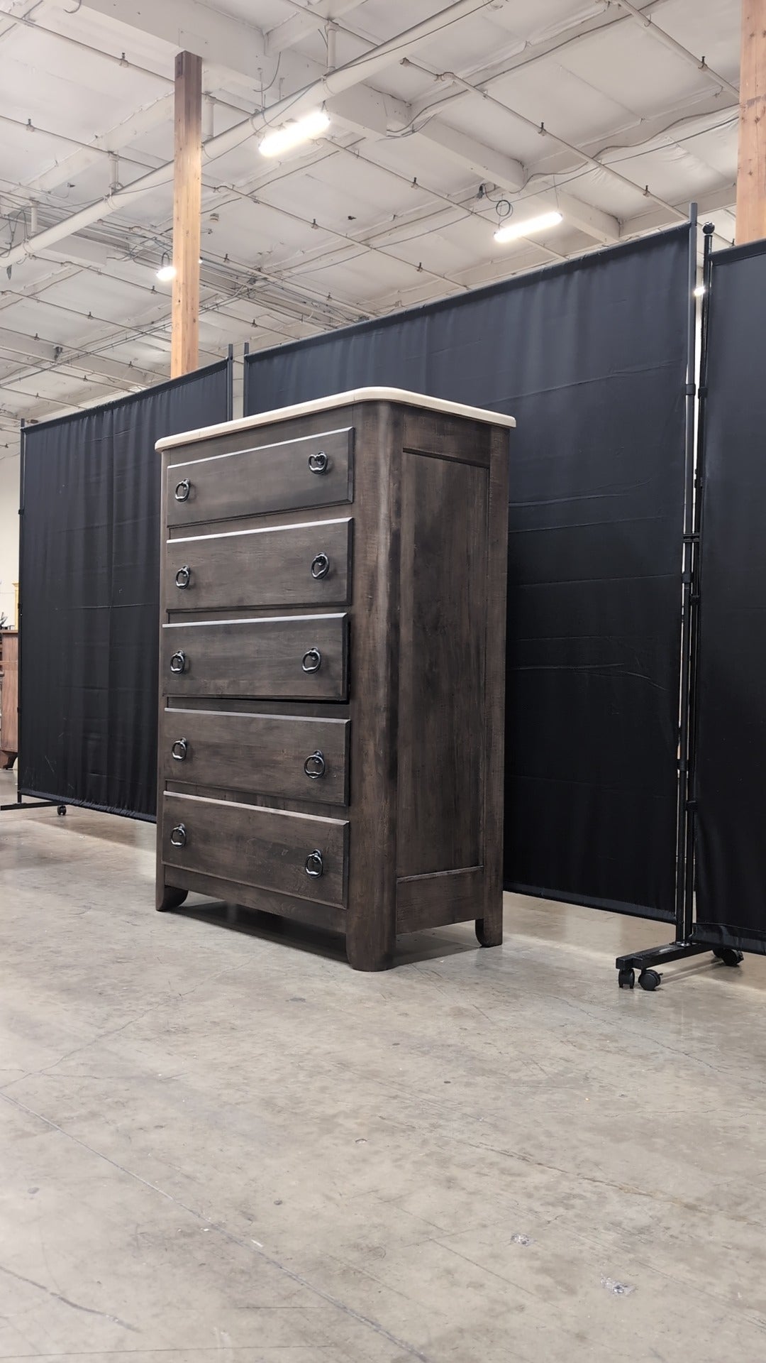 Bassett Furniture Five-Drawer Dark Wood Chest 20150251