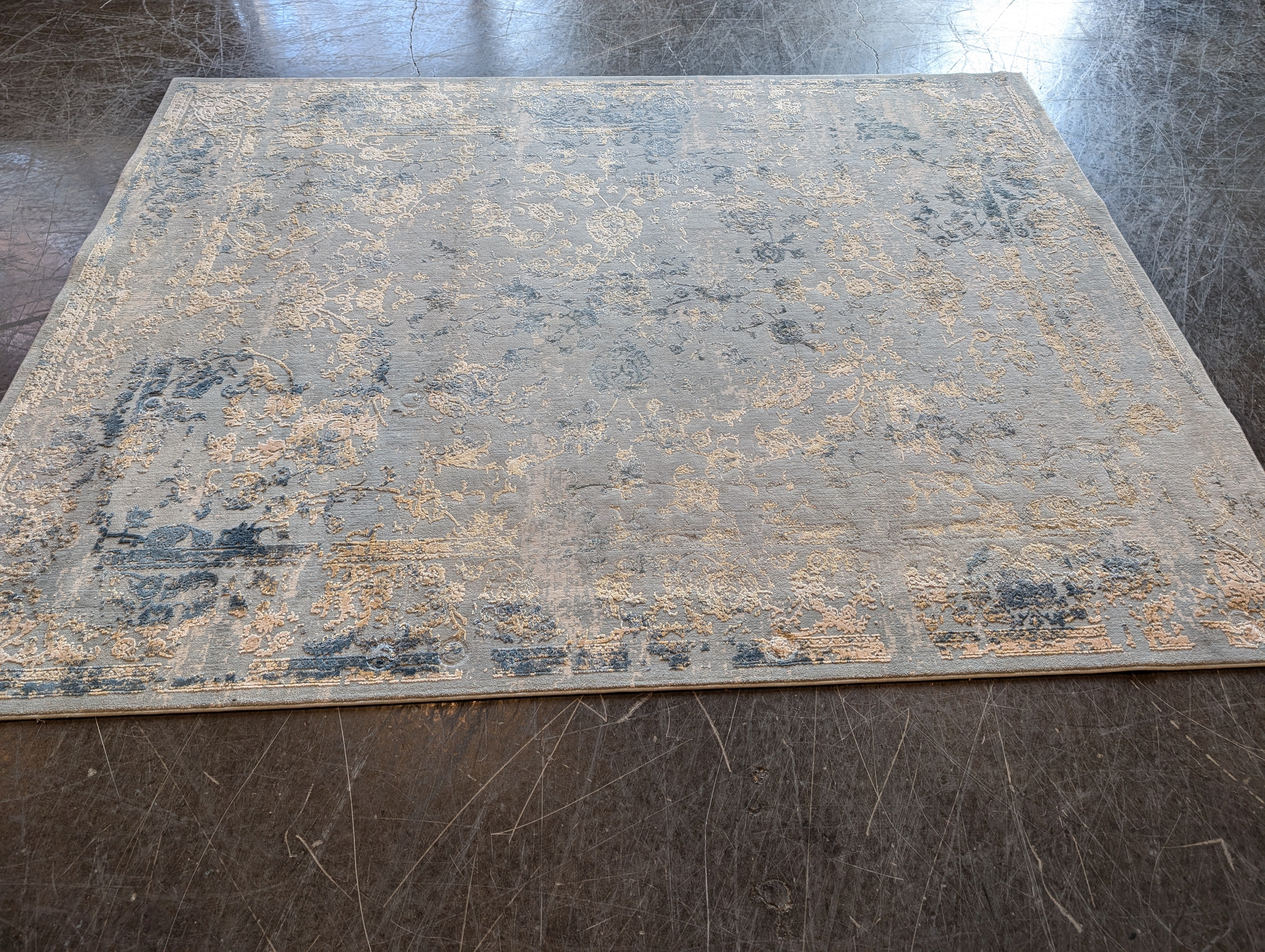 Light Blue Patterned Area Rug
