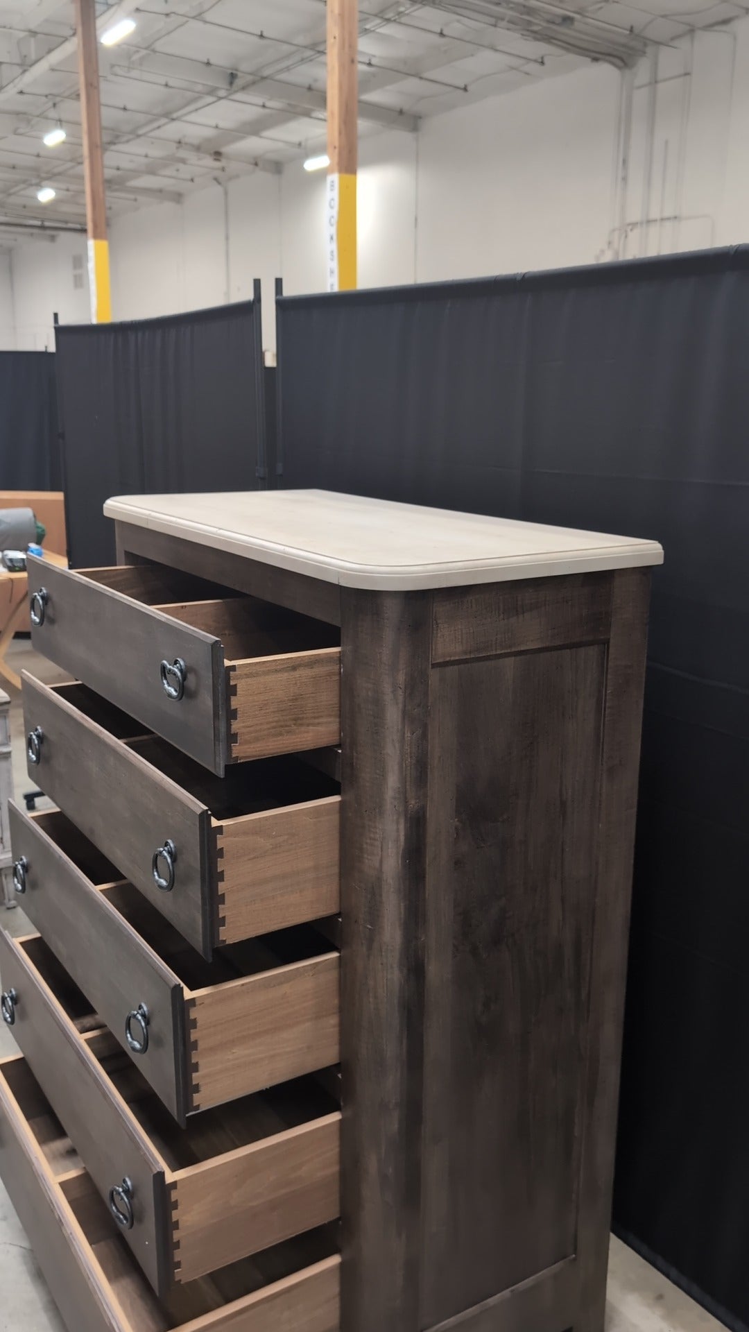 Bassett Furniture Five-Drawer Dark Wood Chest 20150251