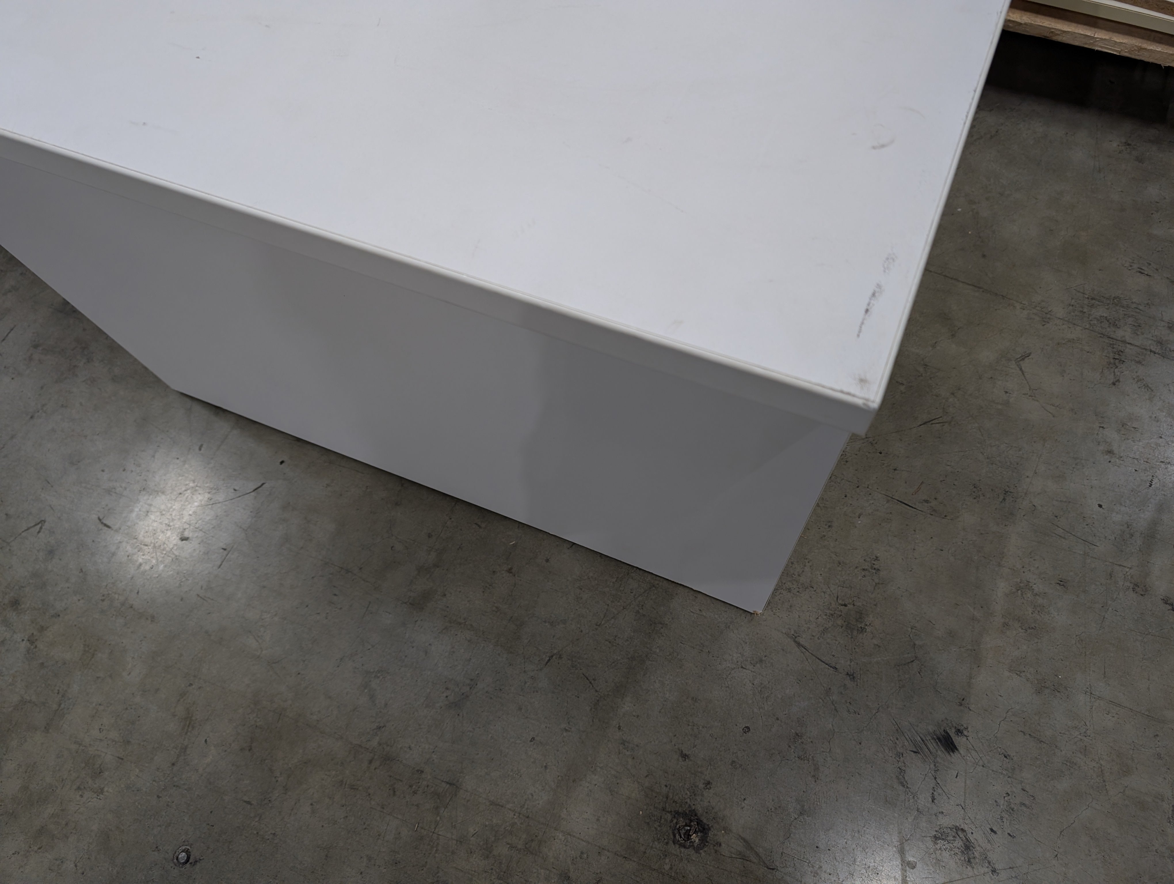 Warehouse sale: Office Modern Storage Bench