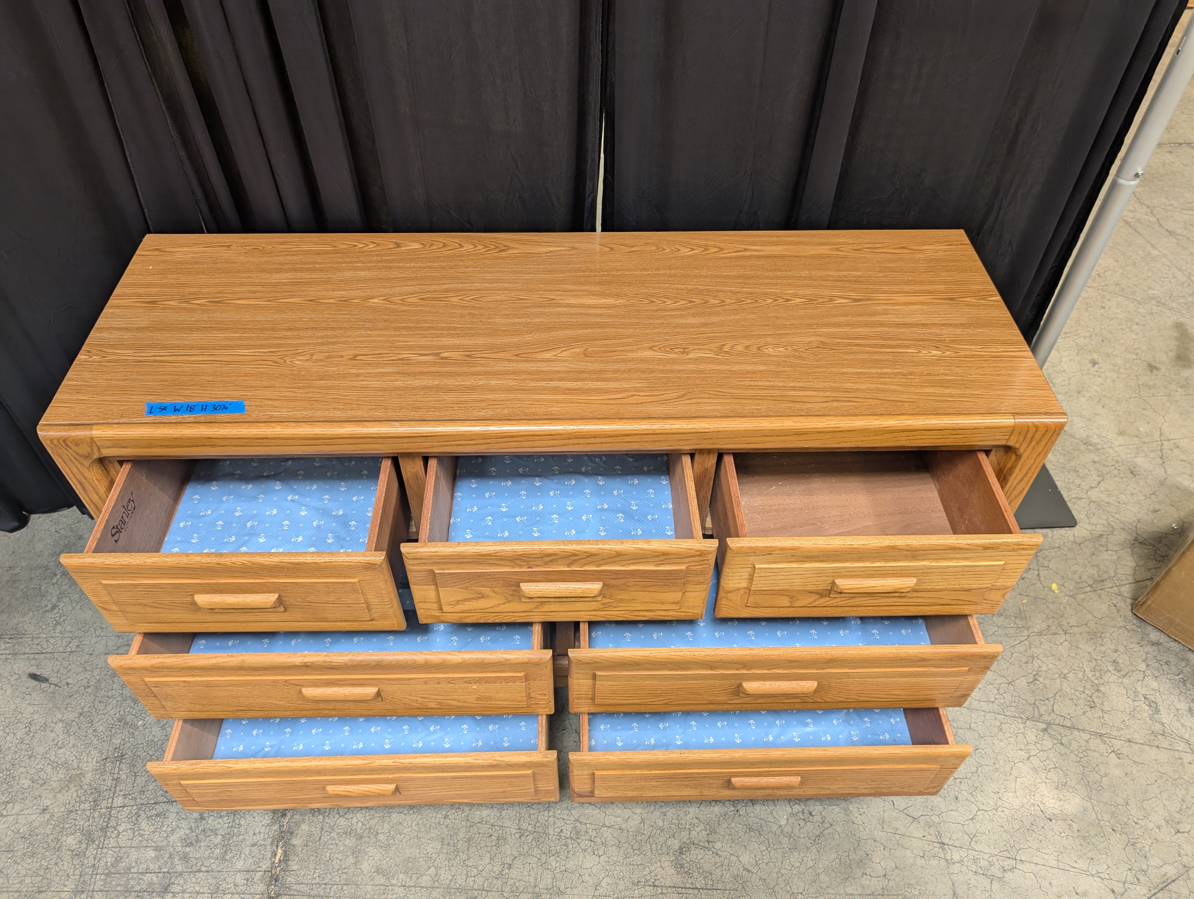 Seven-Drawer Vintage Dresser in Golden Oak