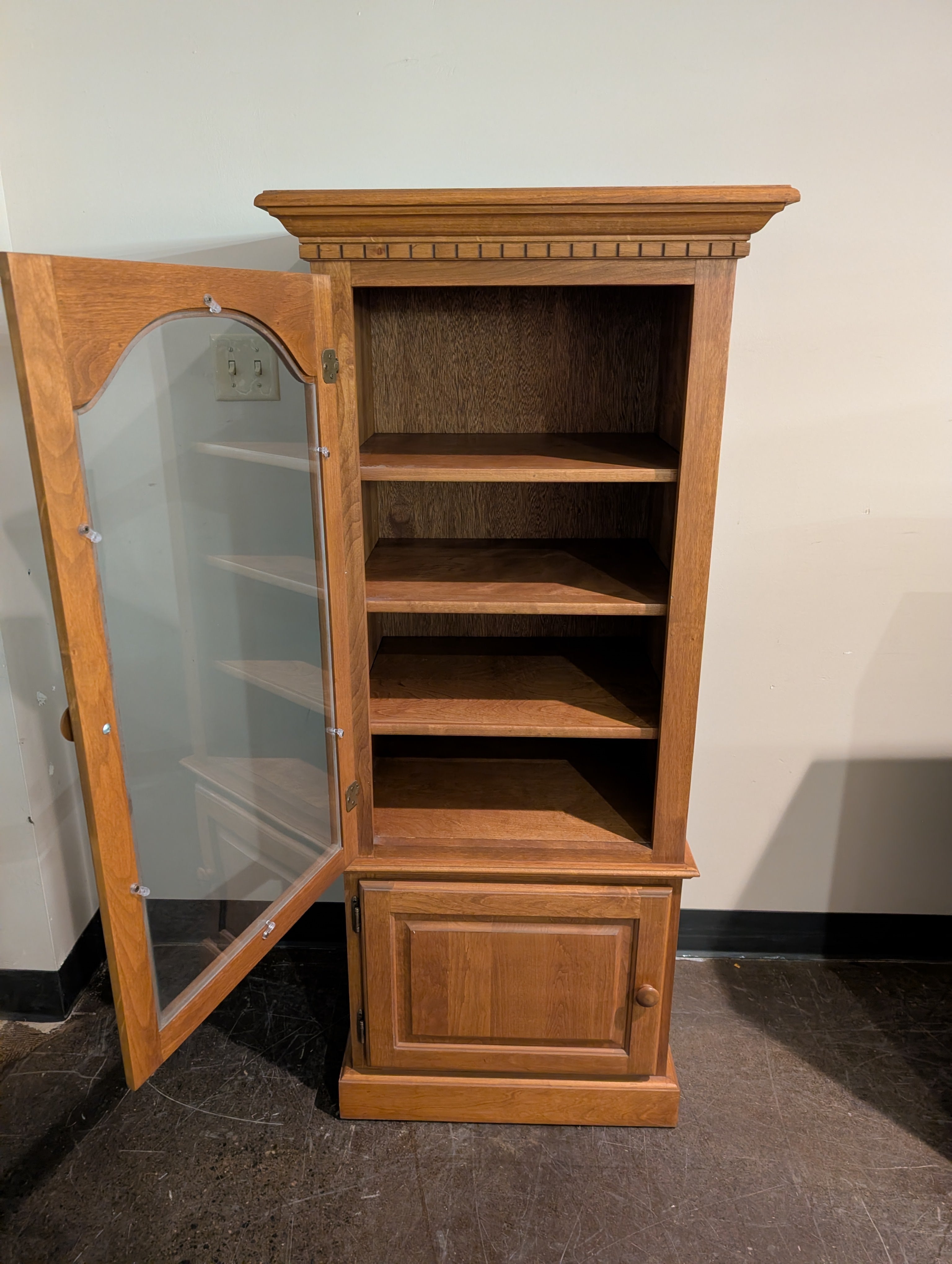 Classic Wood Display Cabinet with Glass Door