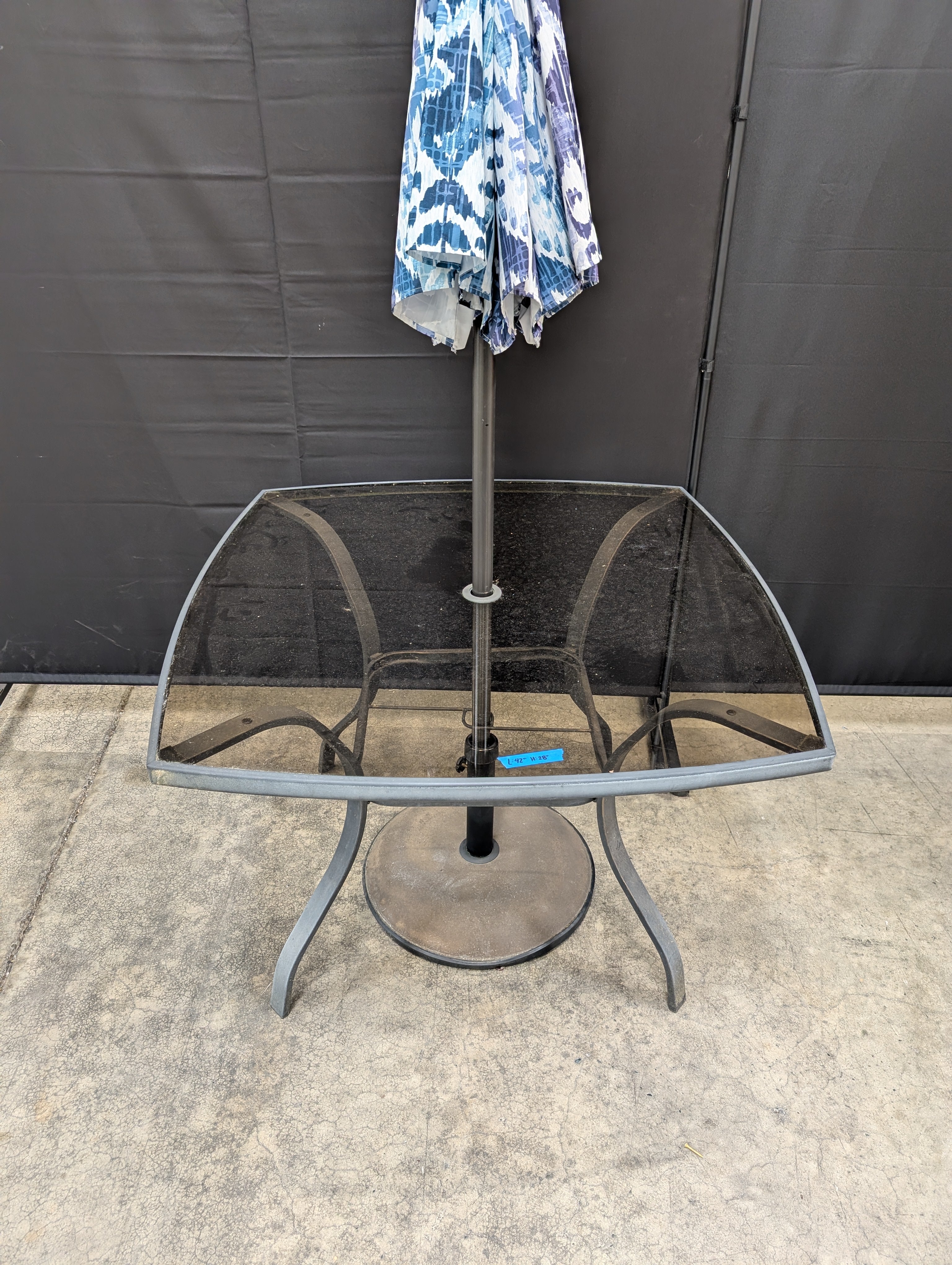 Six-Piece Metal Patio Dining Set with Red Cushions
