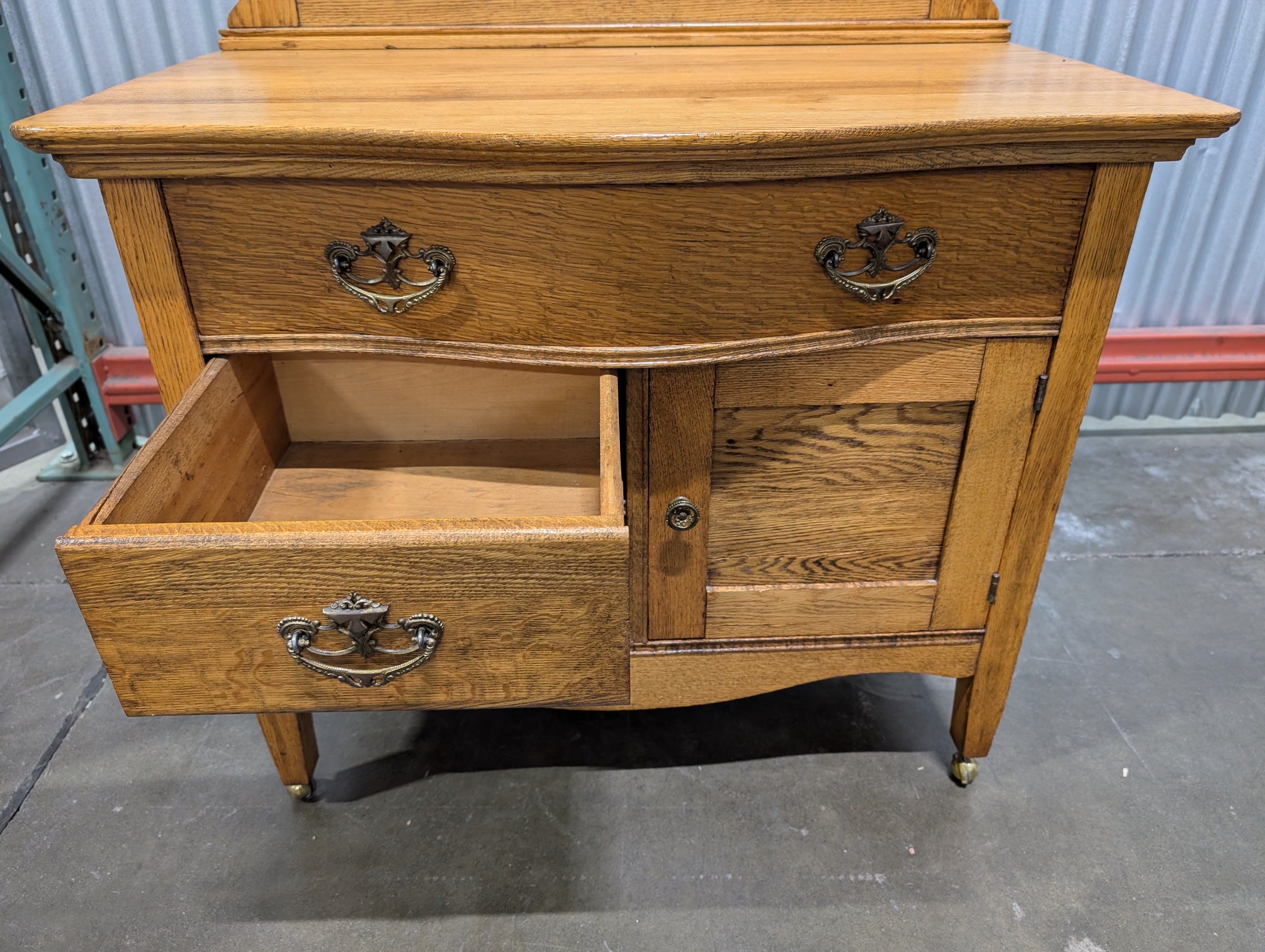 Antique Oak Vanity No Mirror