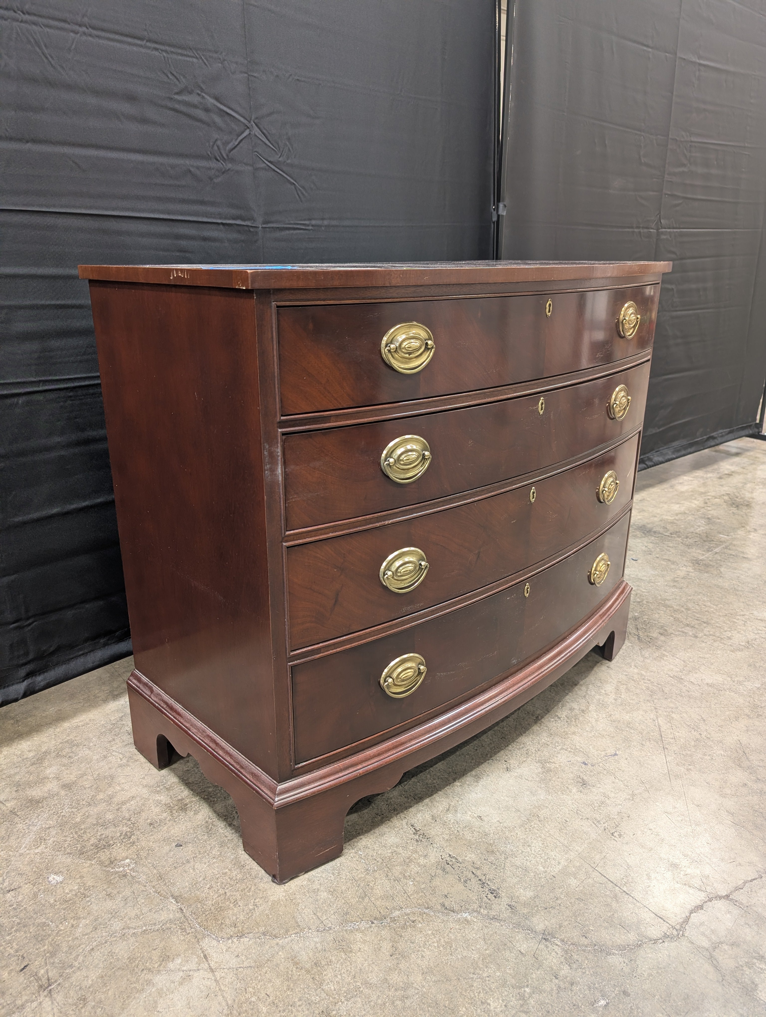 Traditional Ethan Allen Mahogany Four-Drawer Dresser with Brass Hardware