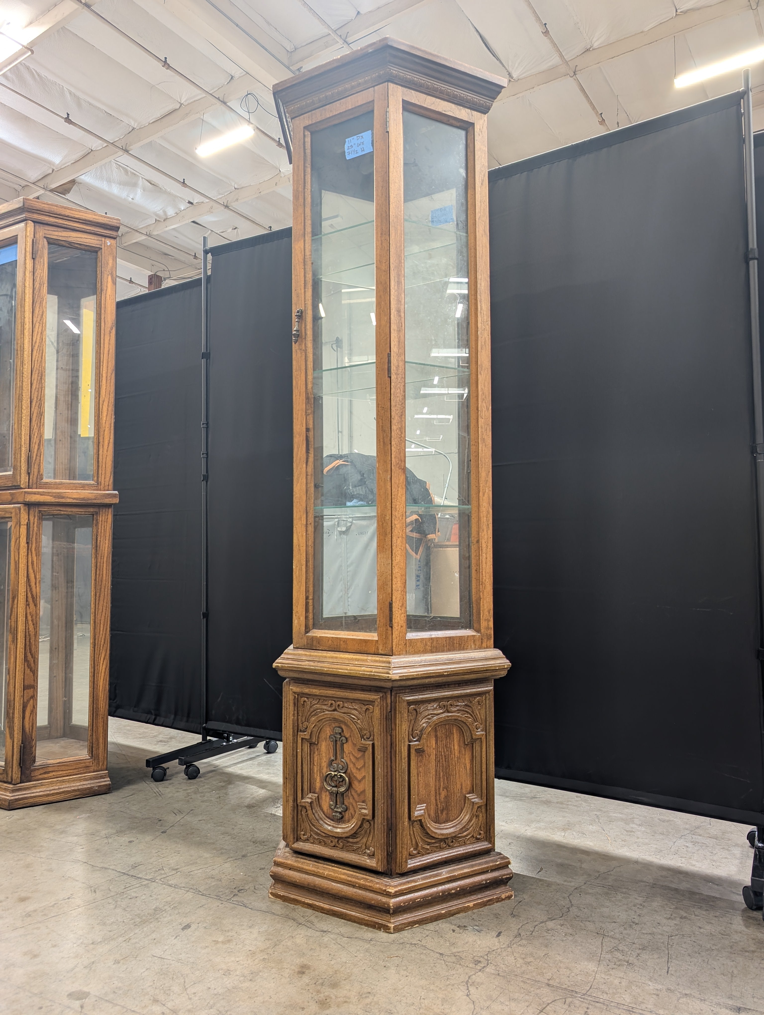 Traditional Hardwood Corner Display Cabinet with Glass Shelves