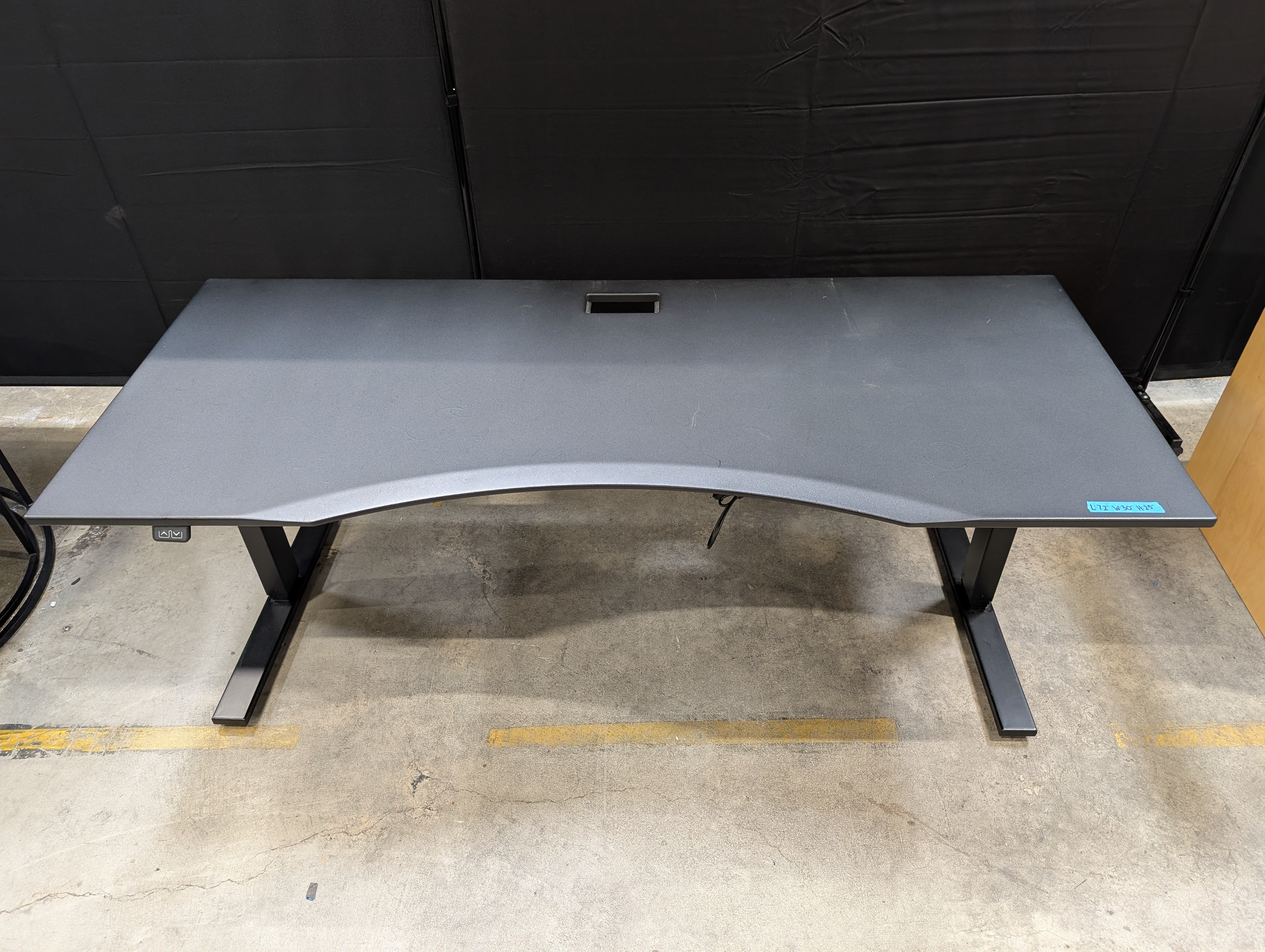 Ergonomic Curved Black Standing Desk