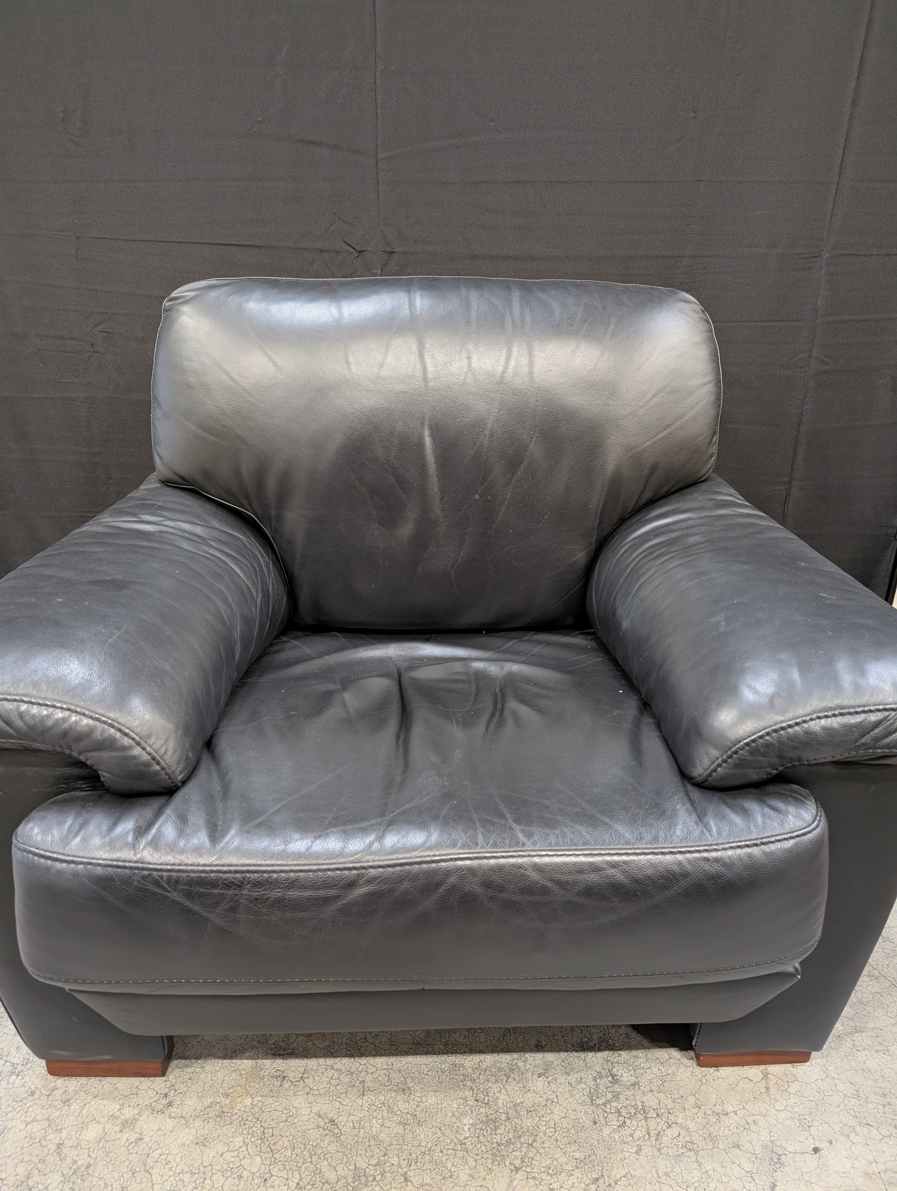 Comfortable Black Leather Club Chair