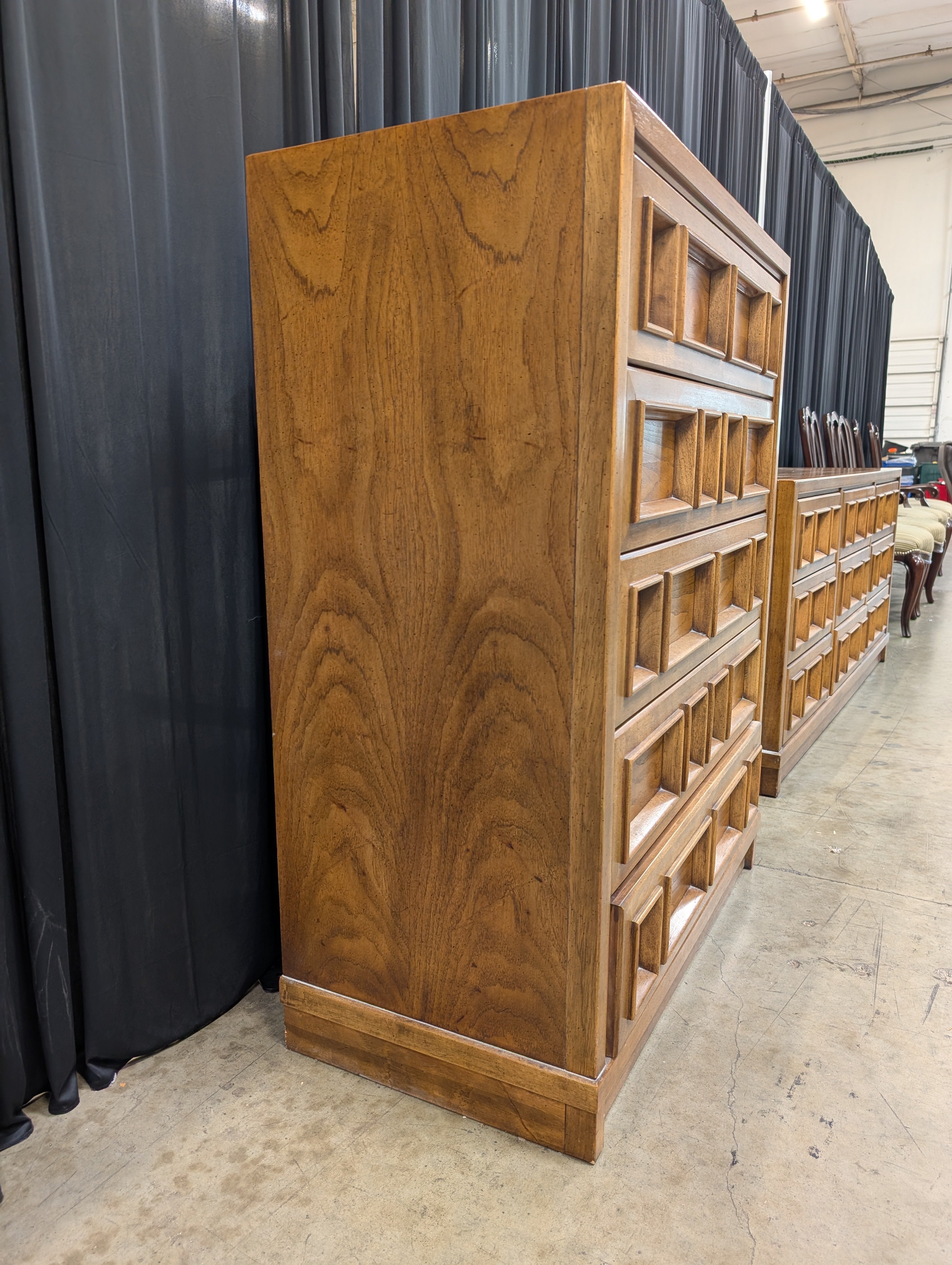 Drexel Five Drawer Wood Dresser in Honey Oak