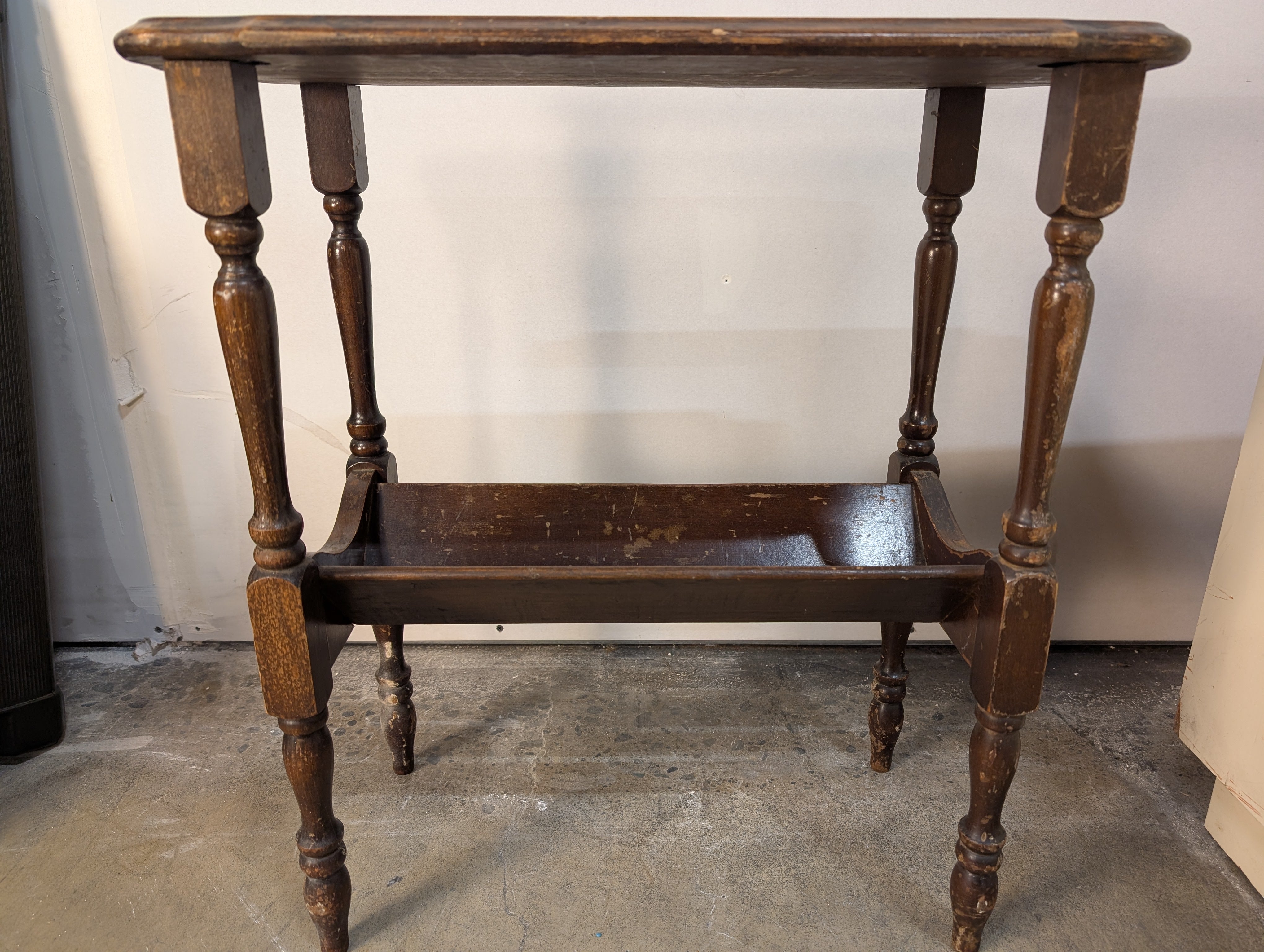 Vintage Wood Accent Table with Turned Legs and Lower Shelf